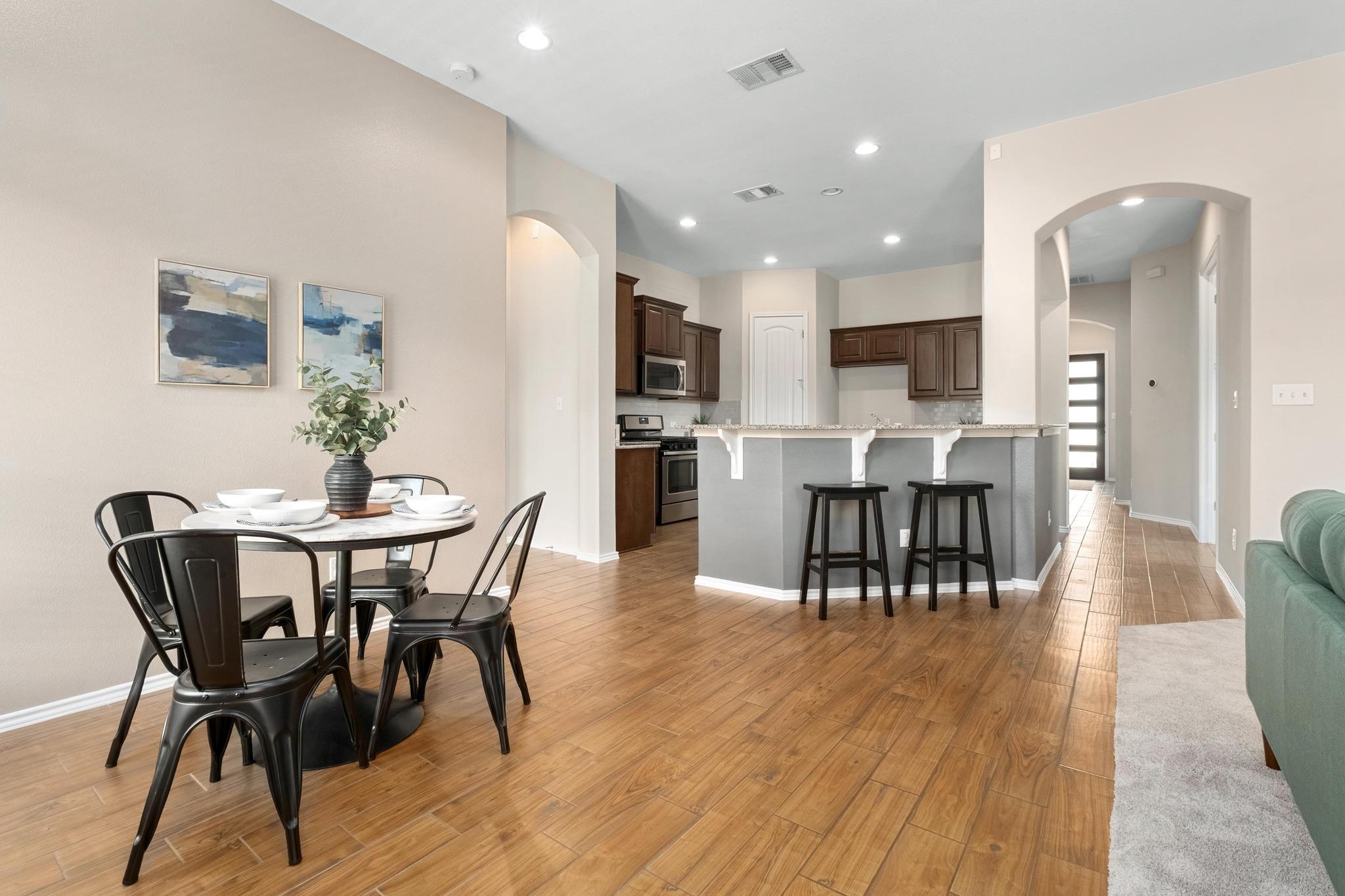 212 Blue Spruce Way, Round Rock, TX 78664