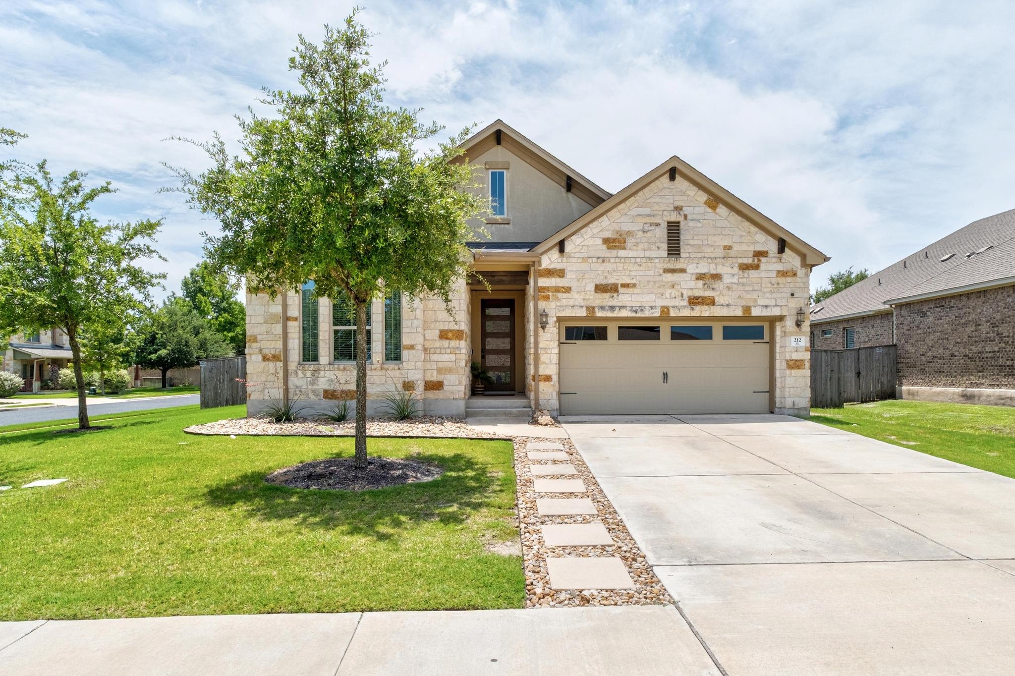 212 Blue Spruce Way, Round Rock, TX 78664