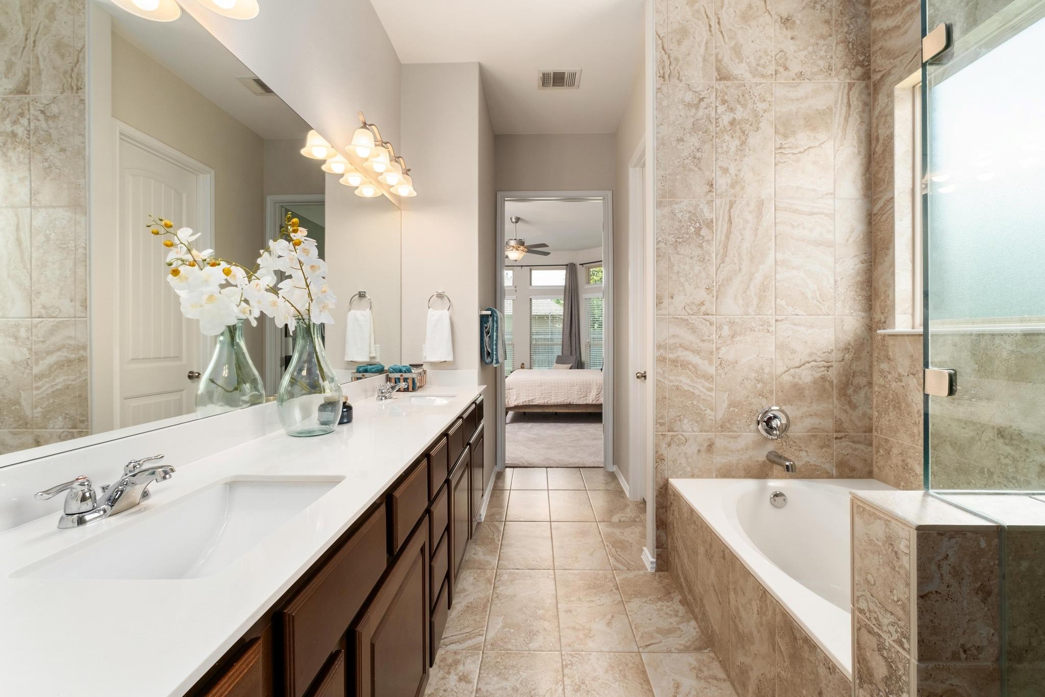 212 Blue Spruce Way, Round Rock, TX 78664