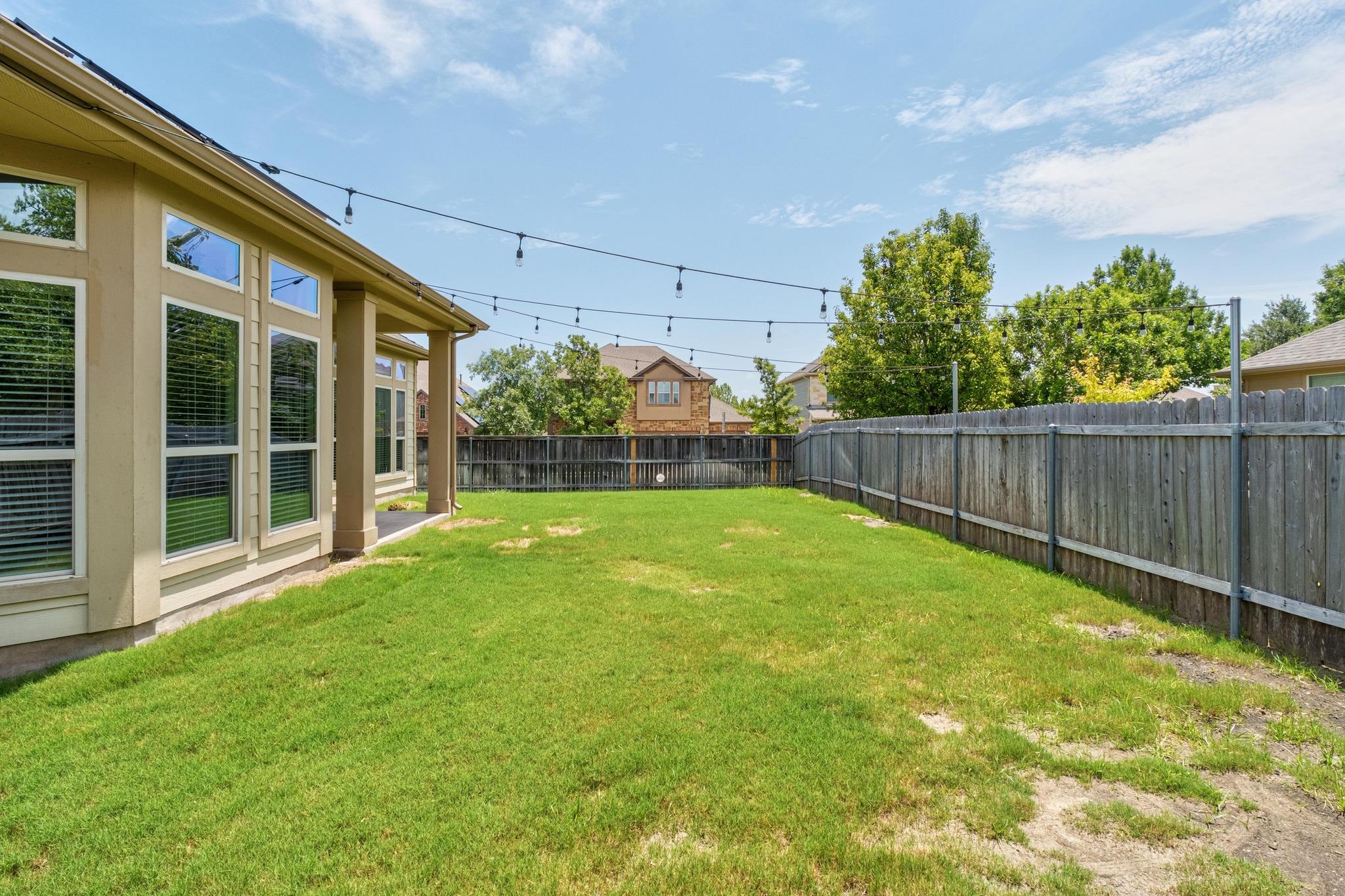 212 Blue Spruce Way, Round Rock, TX 78664