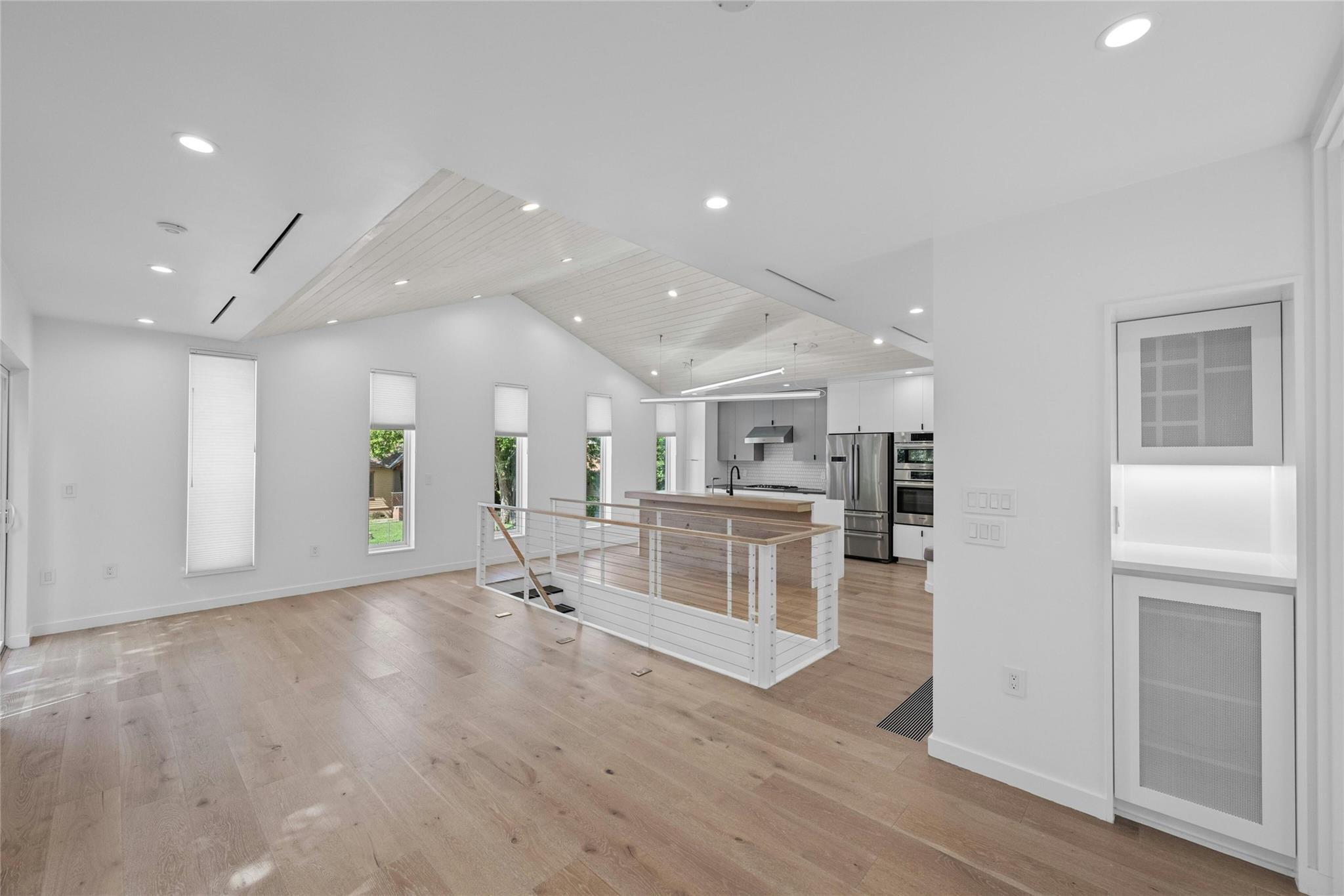 2106 Holly St # A, Austin, TX 78702