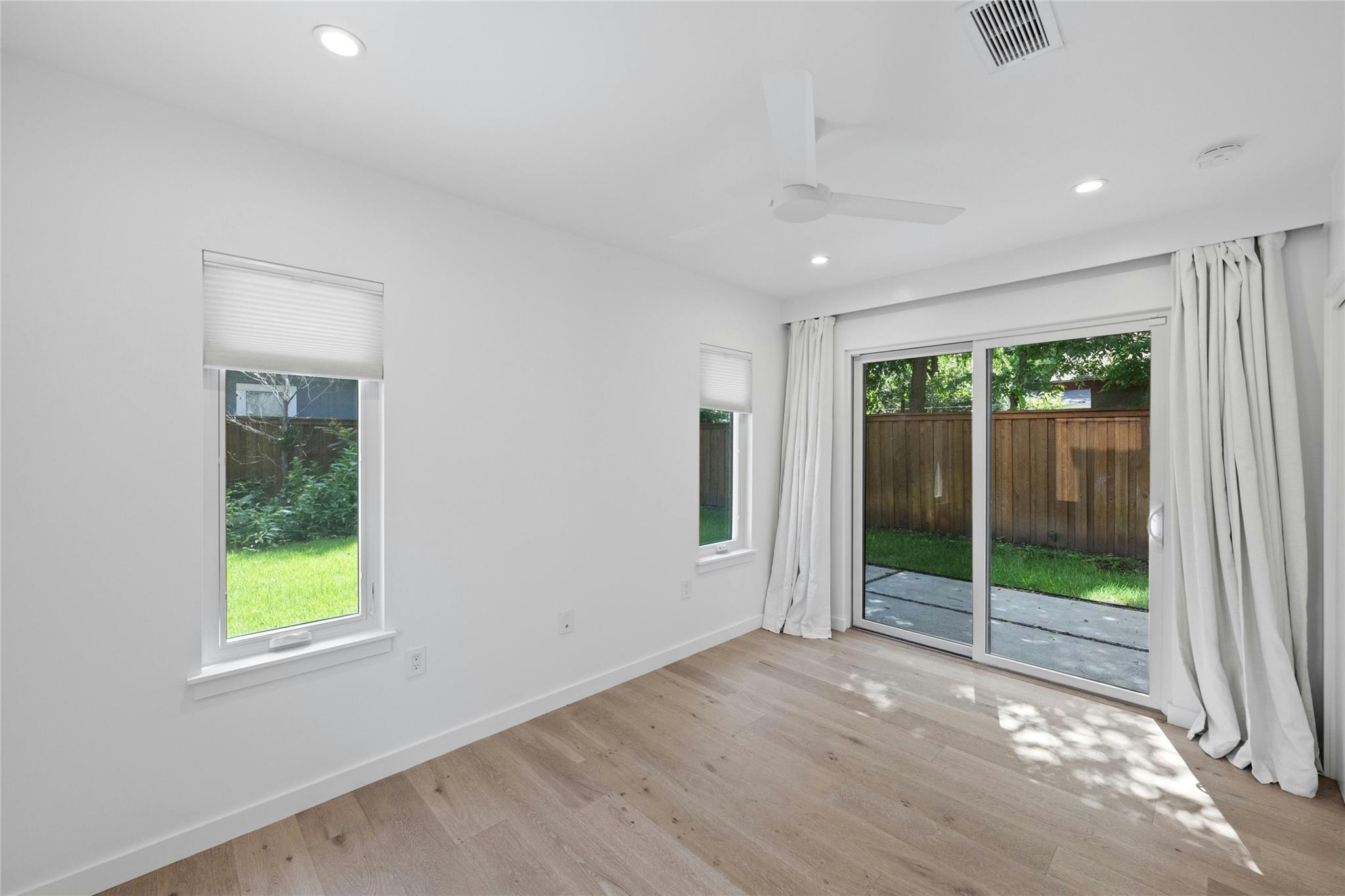 2106 Holly St # A, Austin, TX 78702