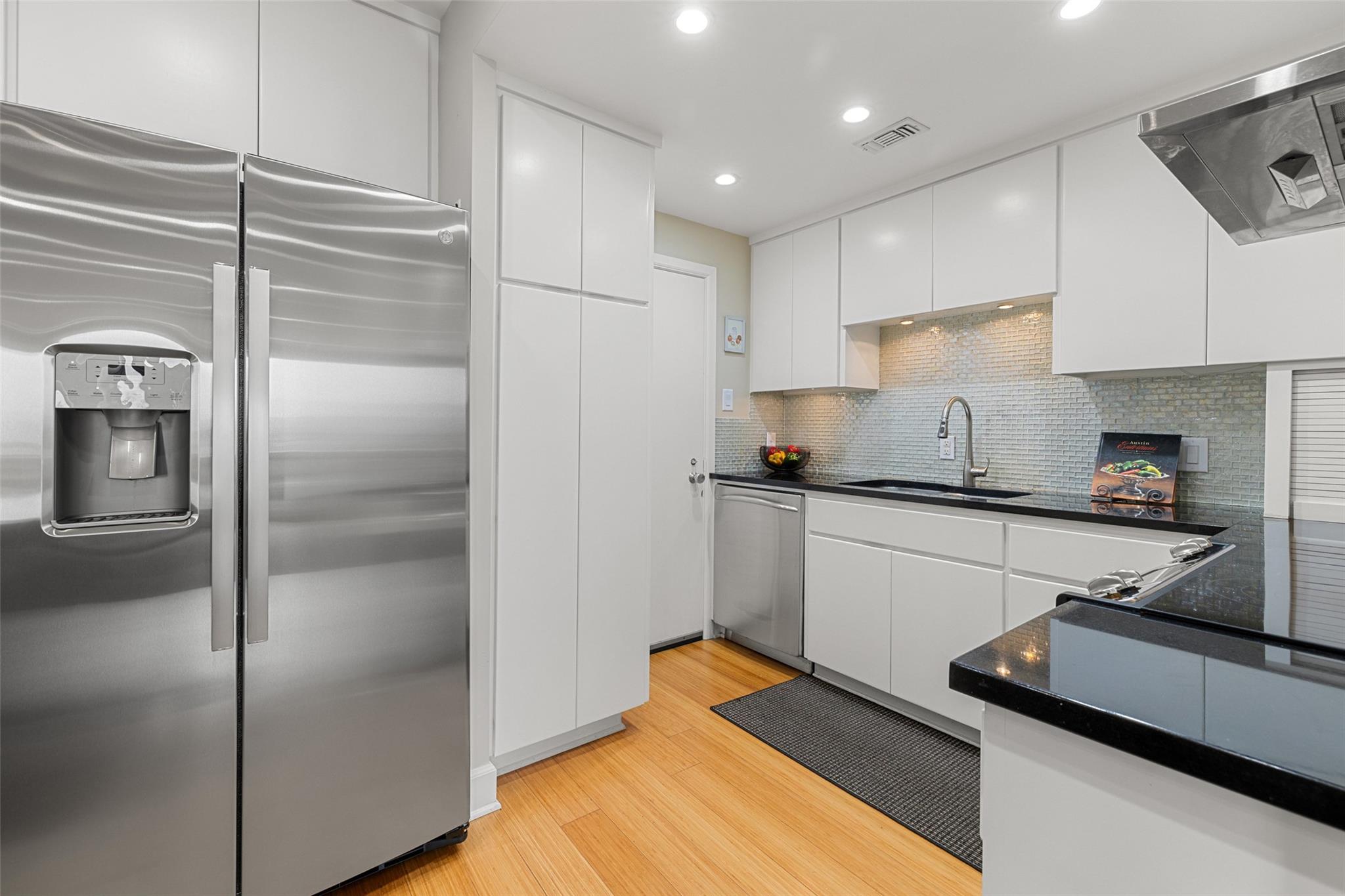 1801 Lavaca St # 13EF, Austin, TX 78701