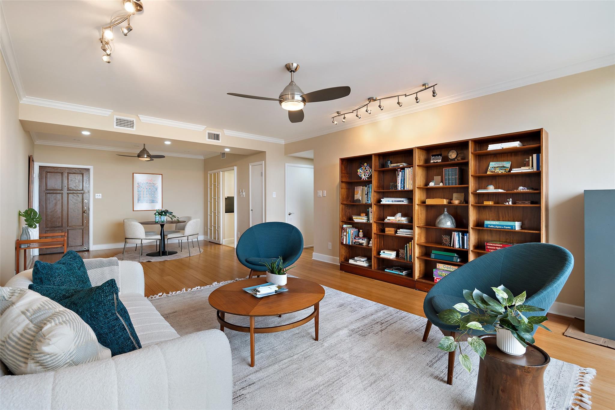 1801 Lavaca St # 13EF, Austin, TX 78701