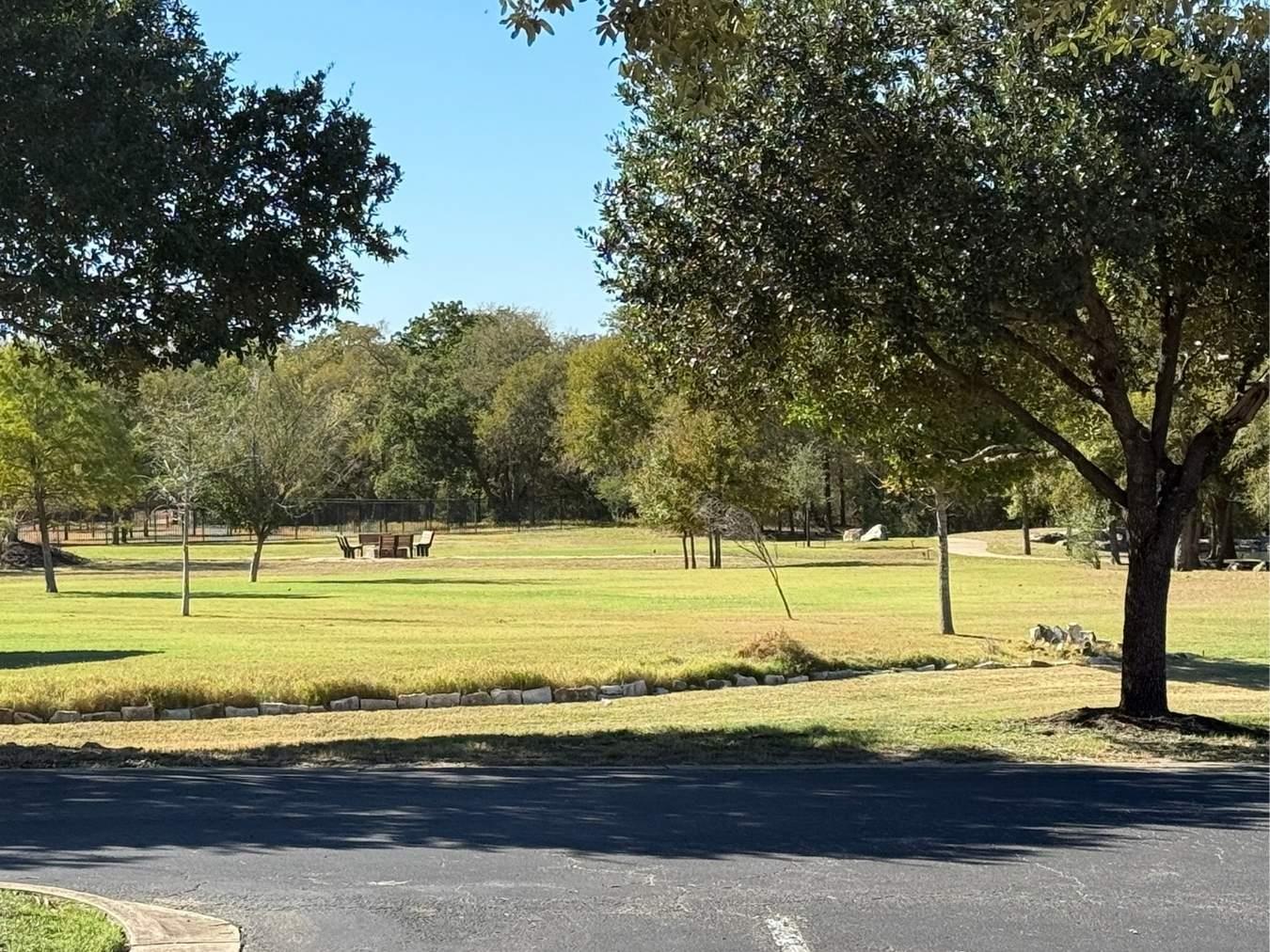 323 Chisholm Trl, Bastrop, TX 78602