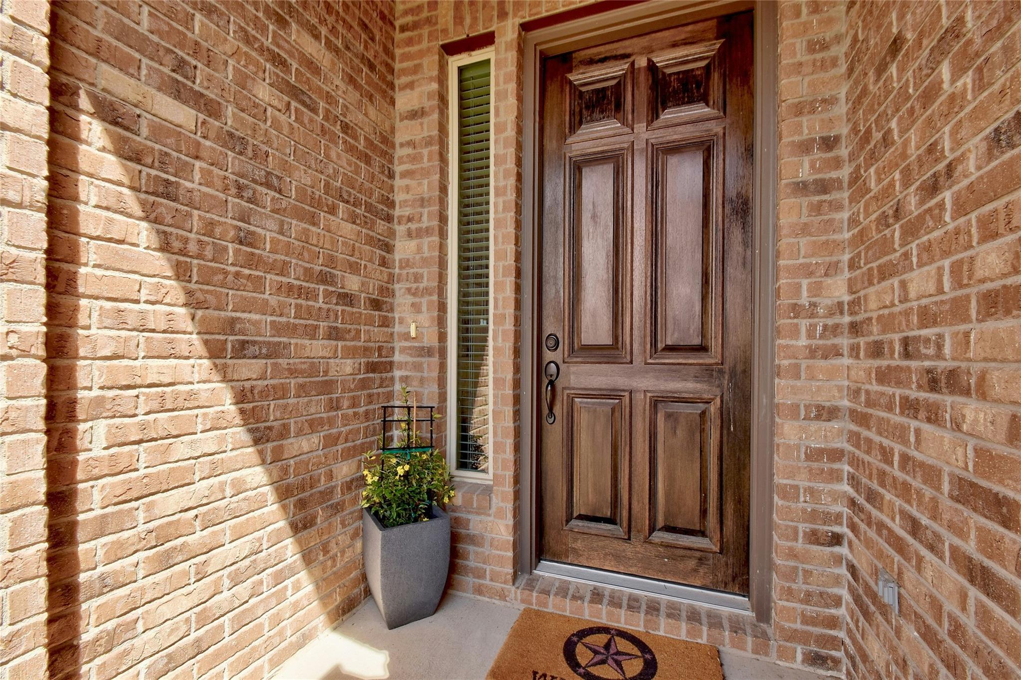 578 Ledge Stone Dr, Austin, TX 78737