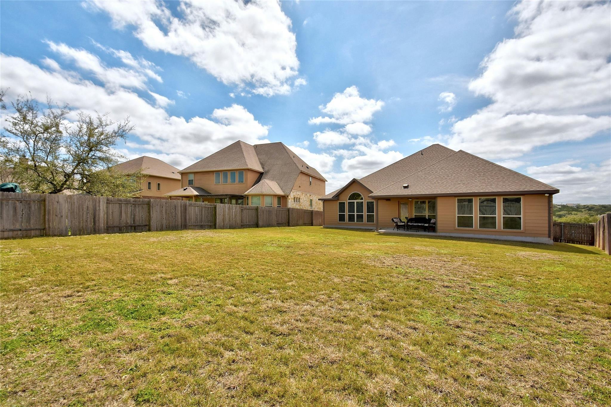 578 Ledge Stone Dr, Austin, TX 78737