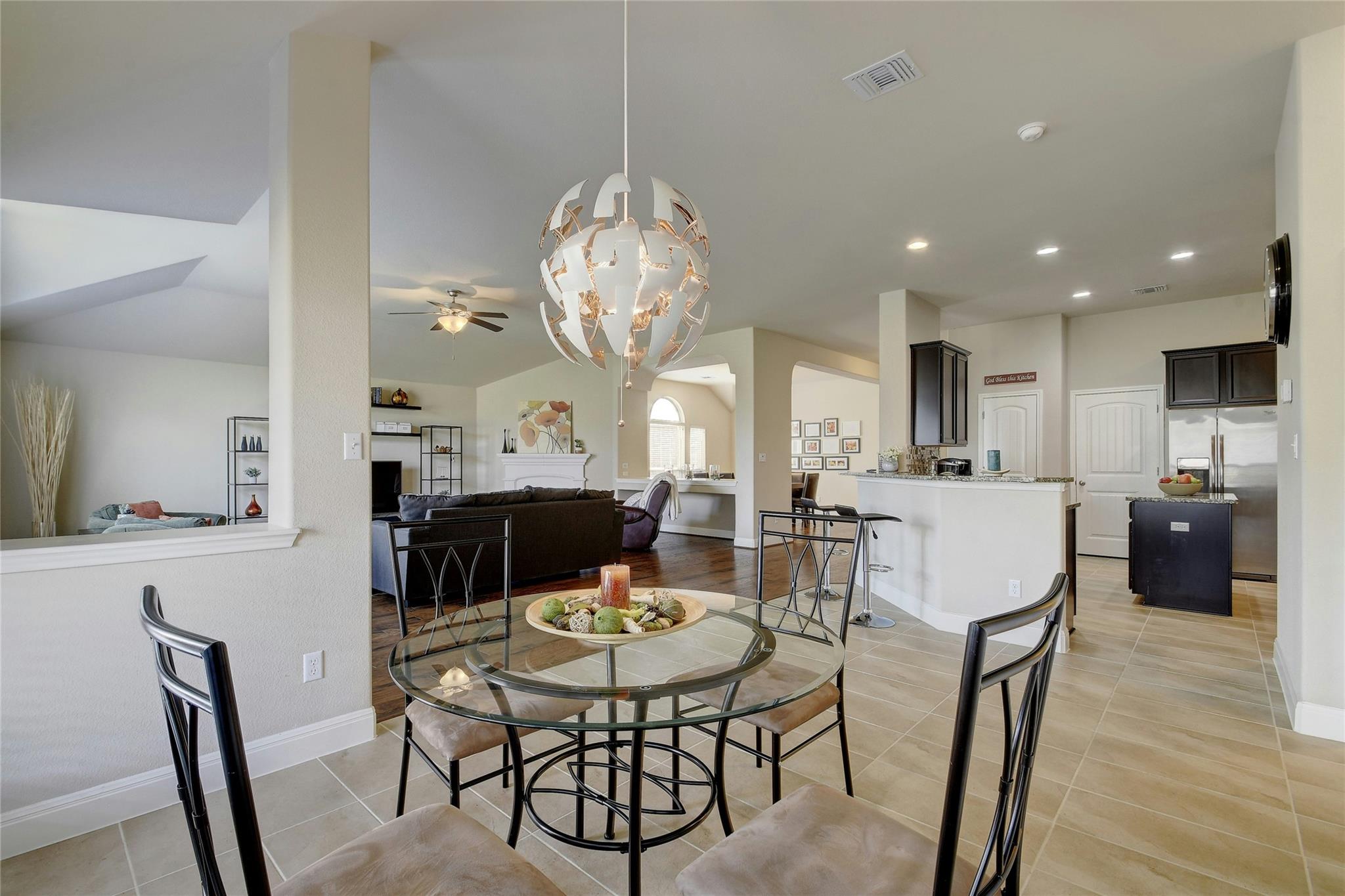 578 Ledge Stone Dr, Austin, TX 78737
