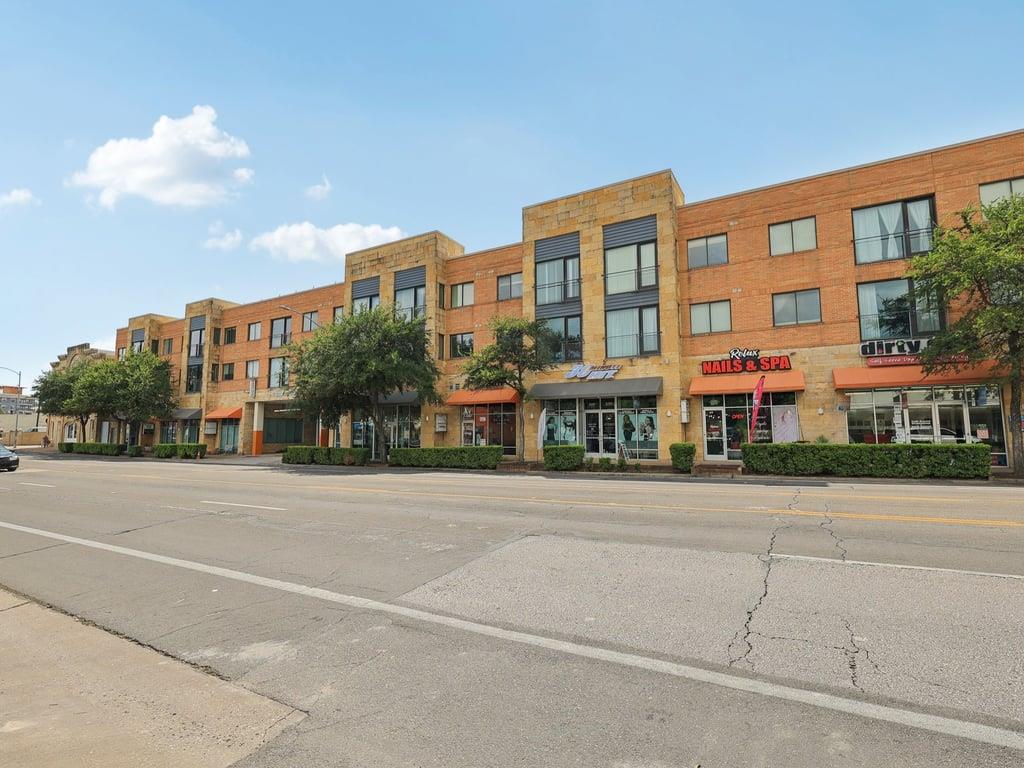 3016 Guadalupe St # 211, Austin, TX 78705