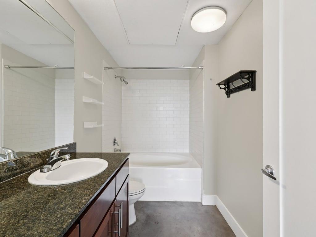 3016 Guadalupe St # 211, Austin, TX 78705