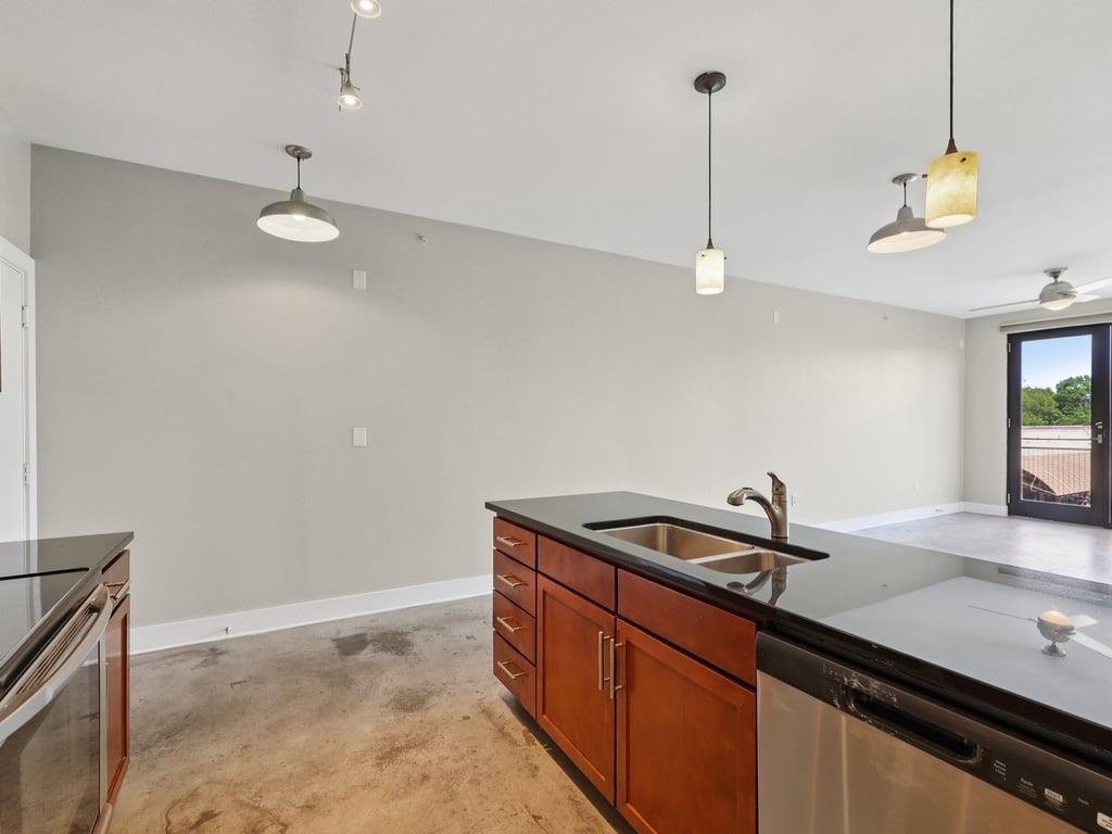 3016 Guadalupe St # 211, Austin, TX 78705