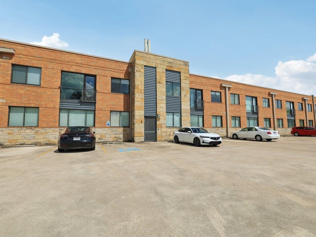 3016 Guadalupe St # 211, Austin, TX 78705