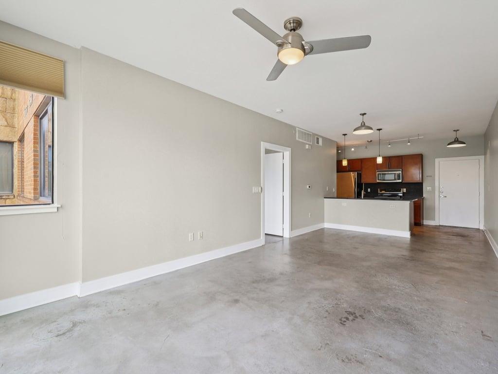3016 Guadalupe St # 211, Austin, TX 78705