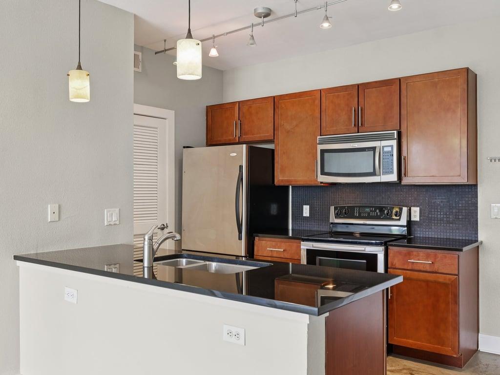 3016 Guadalupe St # 211, Austin, TX 78705