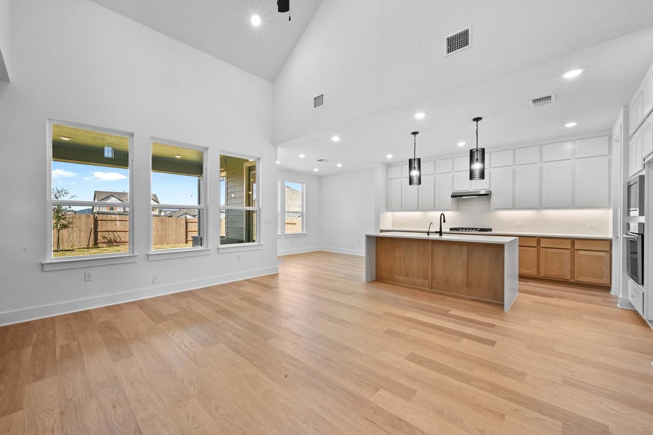 8616 Peristyle Dr, Austin, TX 78744