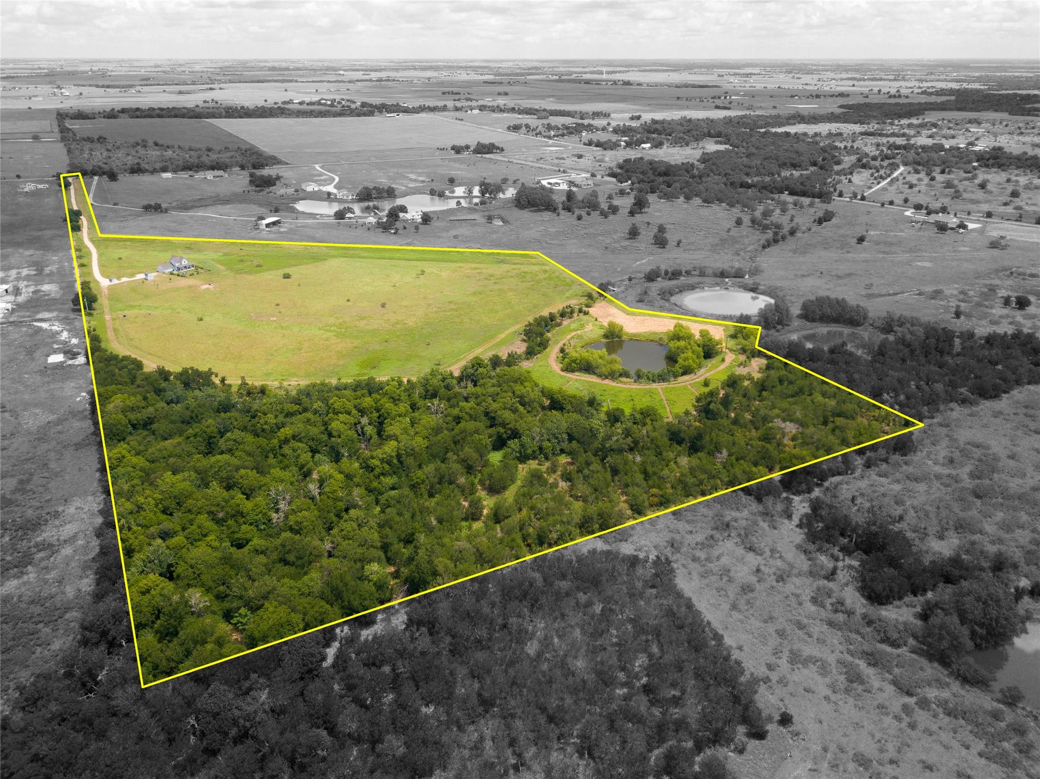 1662 County Road 465, Coupland, TX 78615