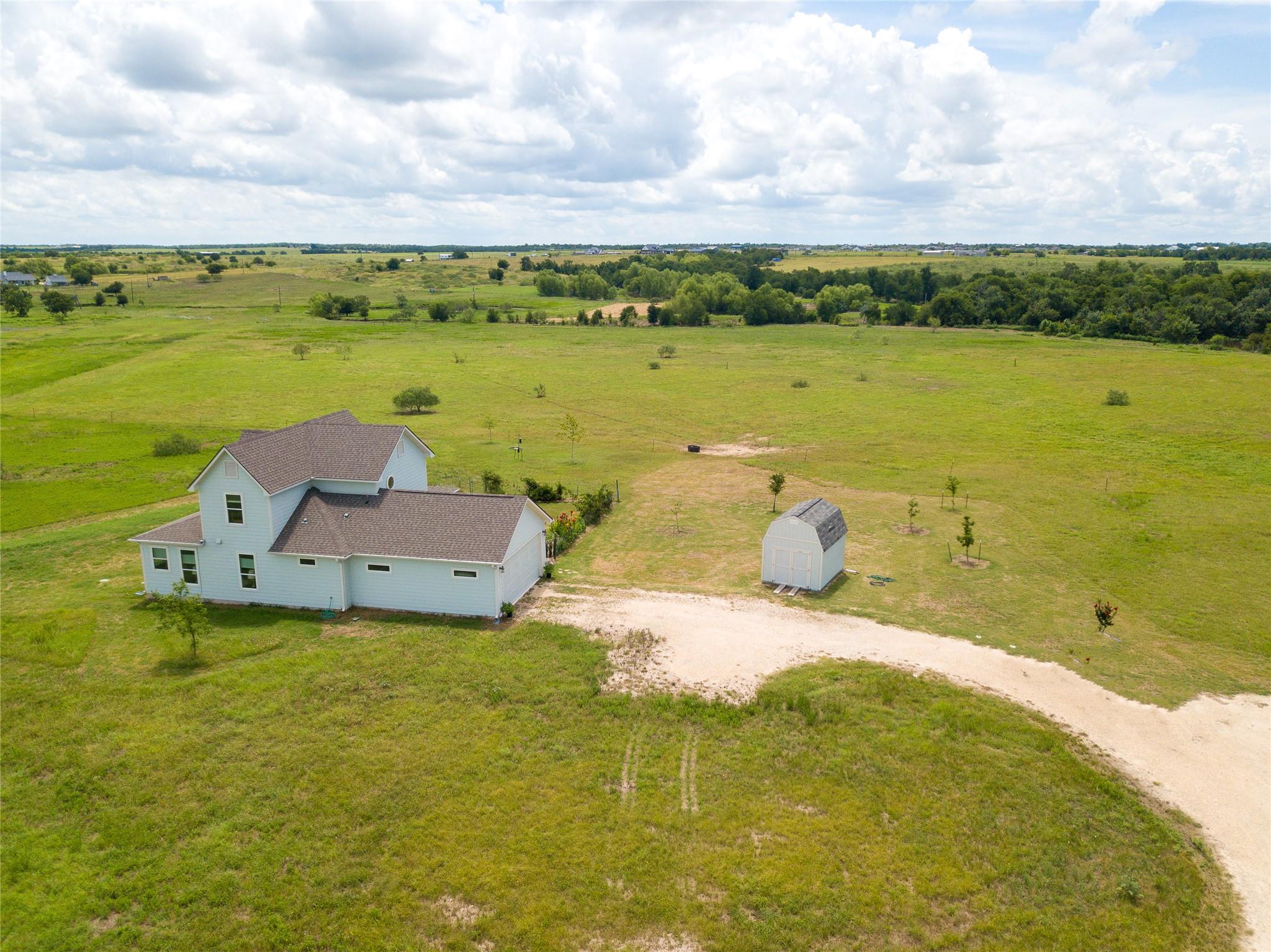 1662 County Road 465, Coupland, TX 78615