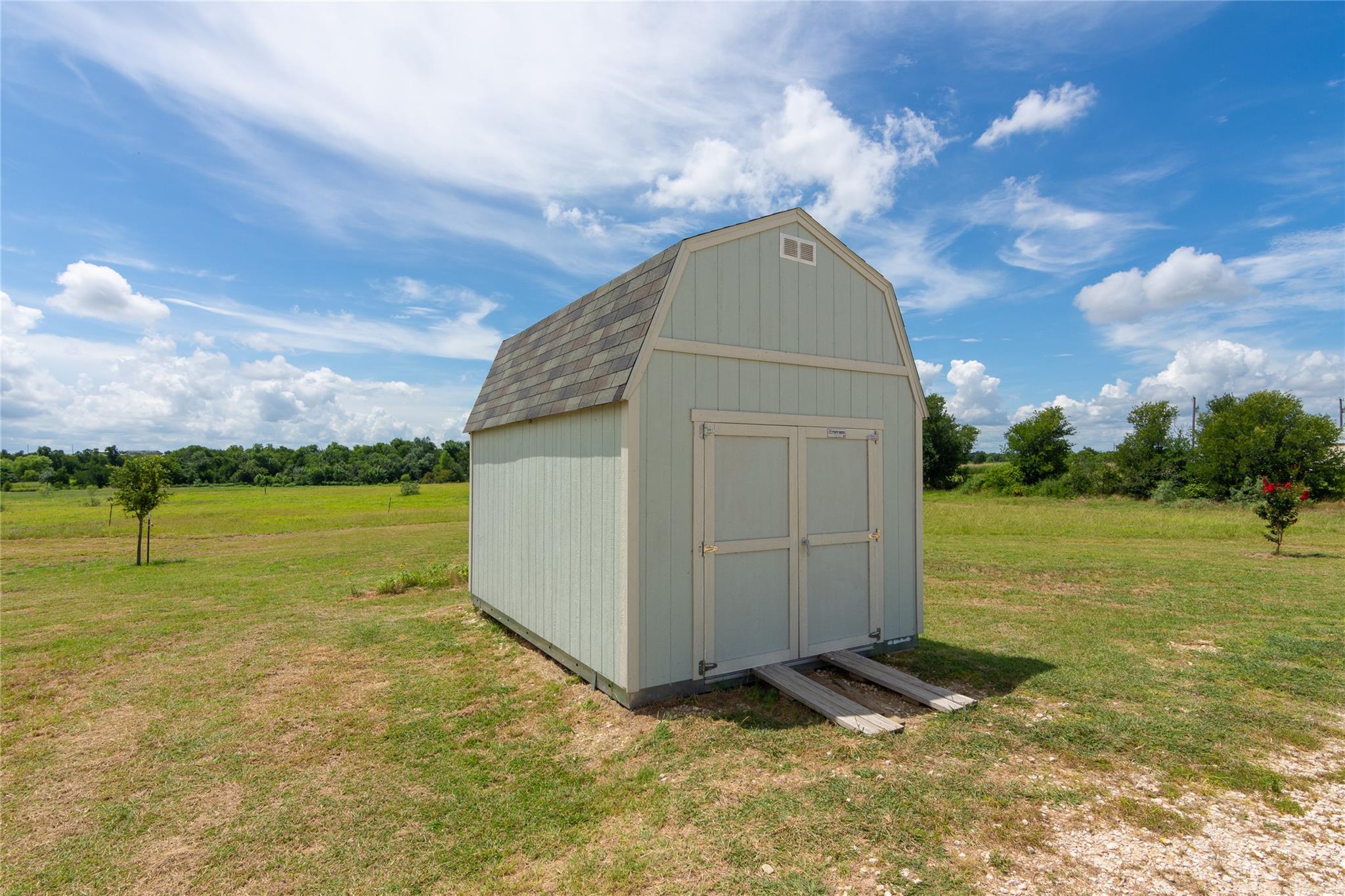 1662 County Road 465, Coupland, TX 78615
