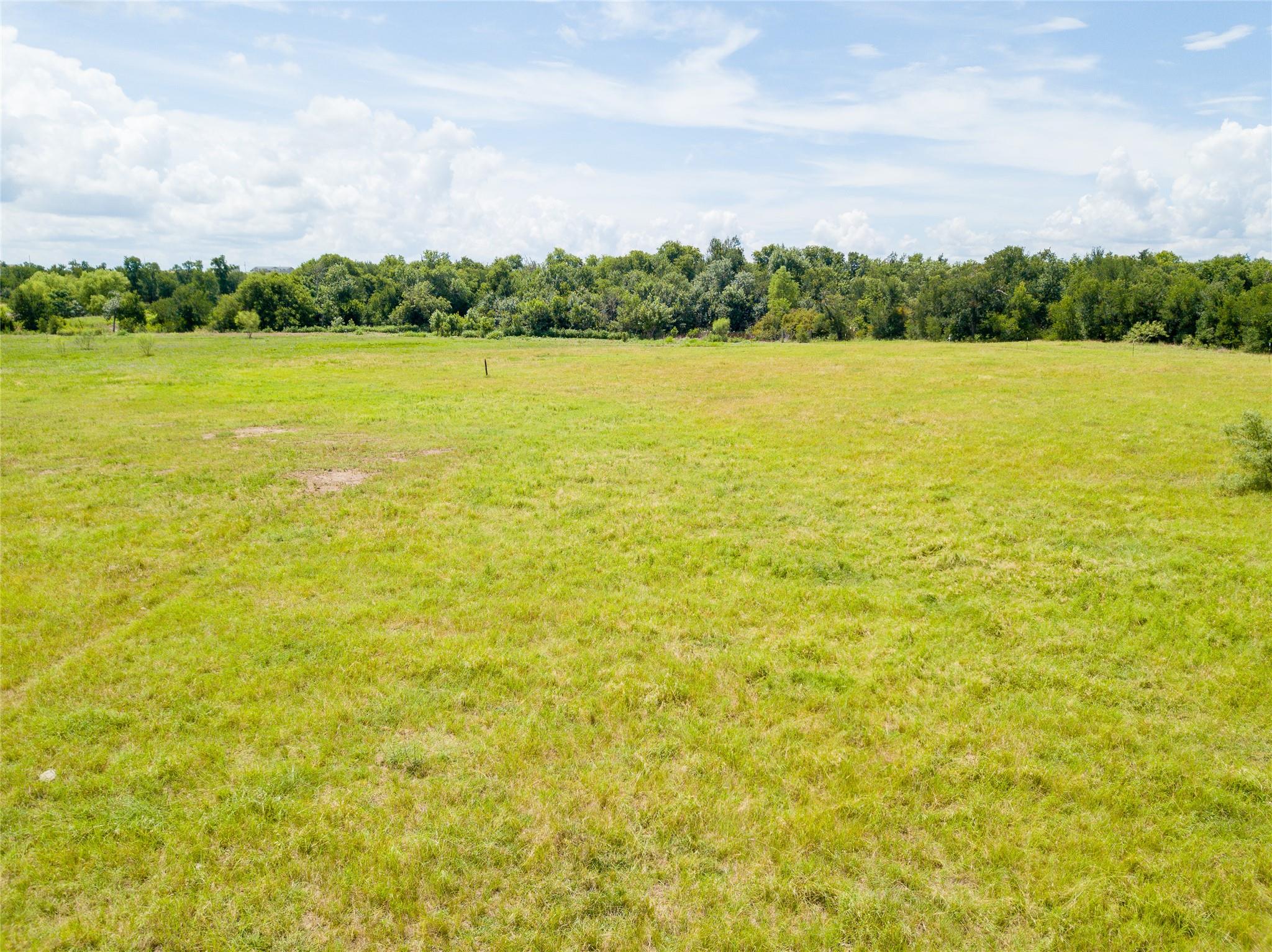 1662 County Road 465, Coupland, TX 78615