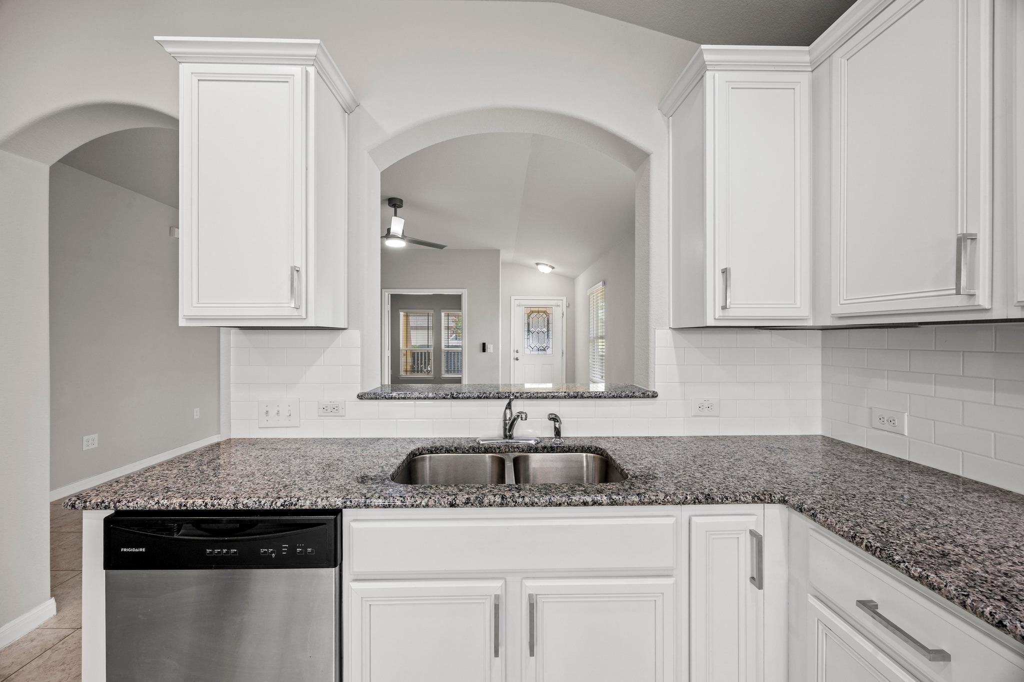 18515 Bandelier Dr, Pflugerville, TX 78660