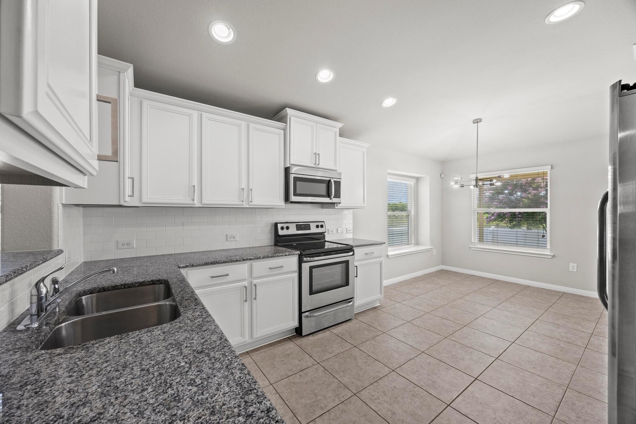 18515 Bandelier Dr, Pflugerville, TX 78660