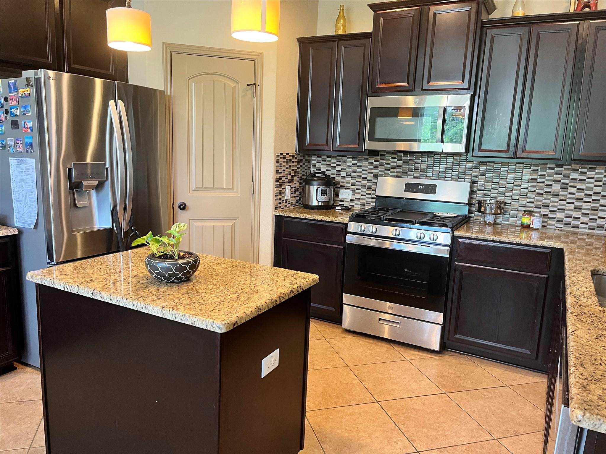 10908 Beaman Ct # 414, Austin, TX 78750