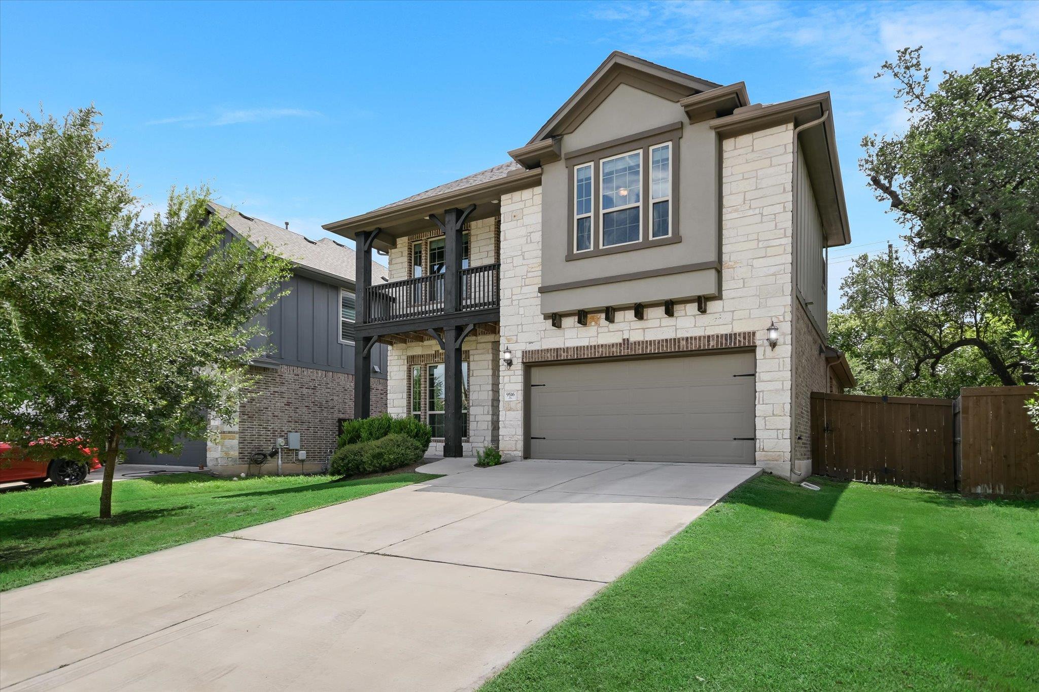 9516 Hunter Ln, Austin, TX 78748