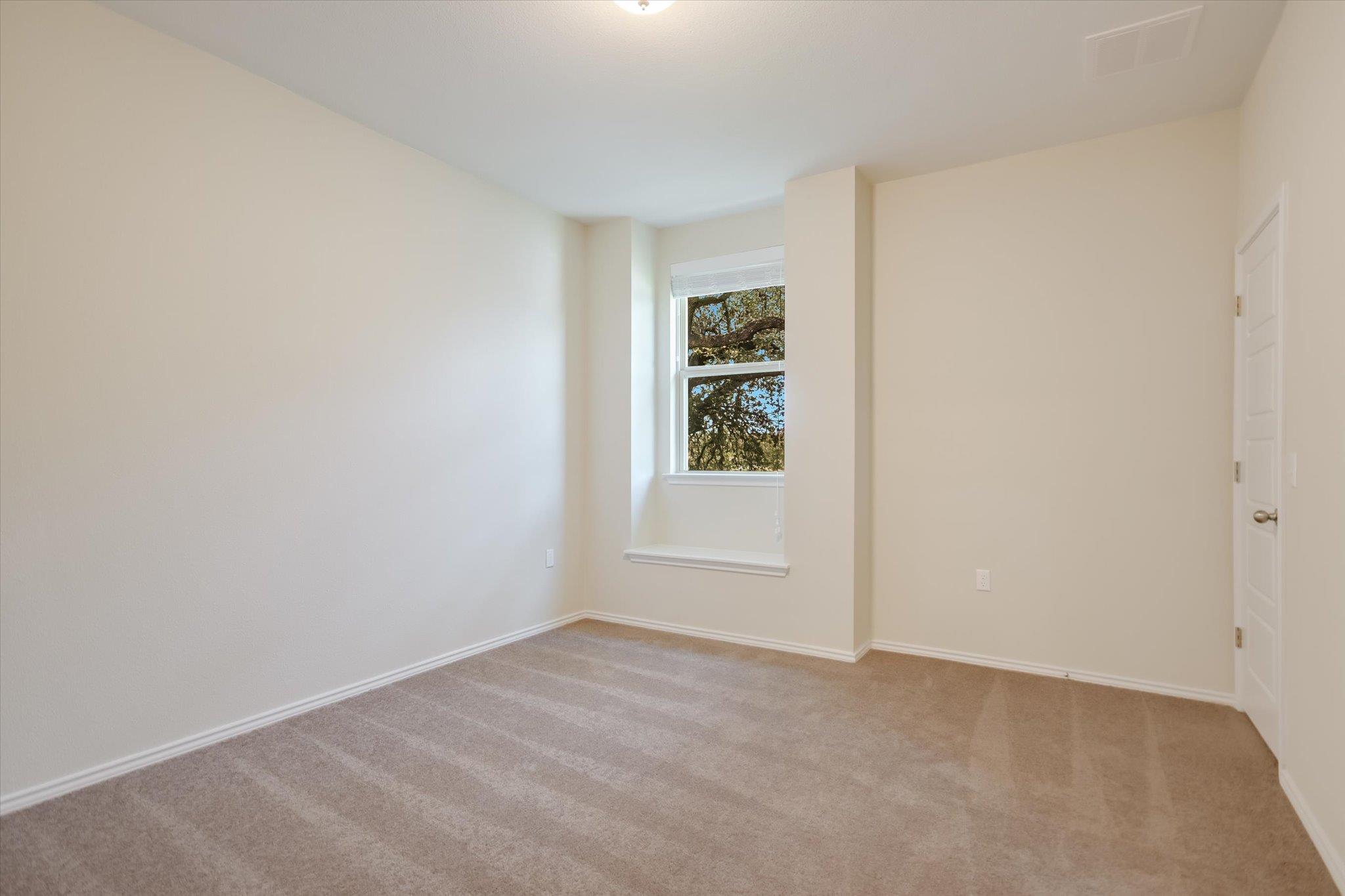 9516 Hunter Ln, Austin, TX 78748