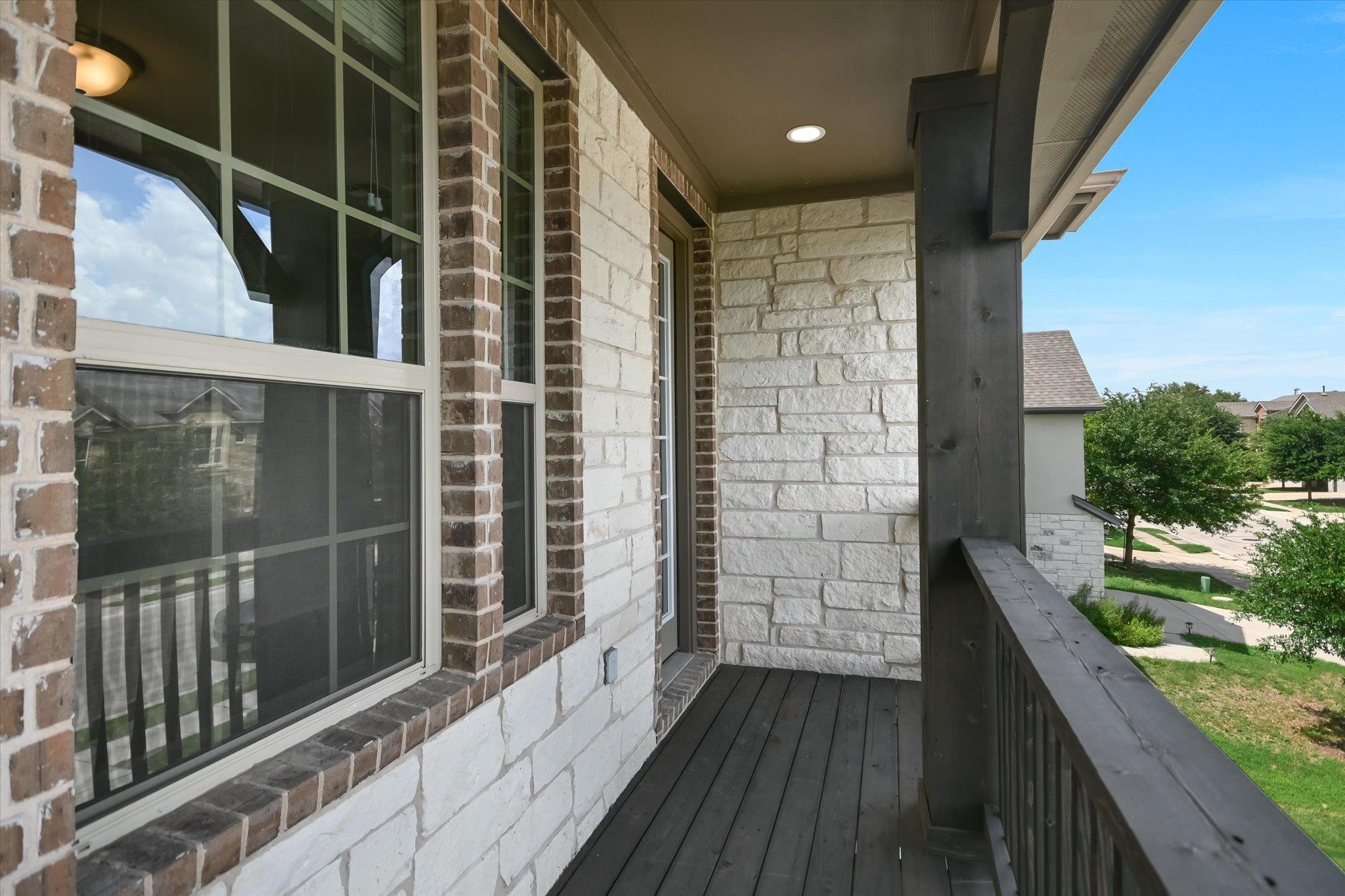 9516 Hunter Ln, Austin, TX 78748