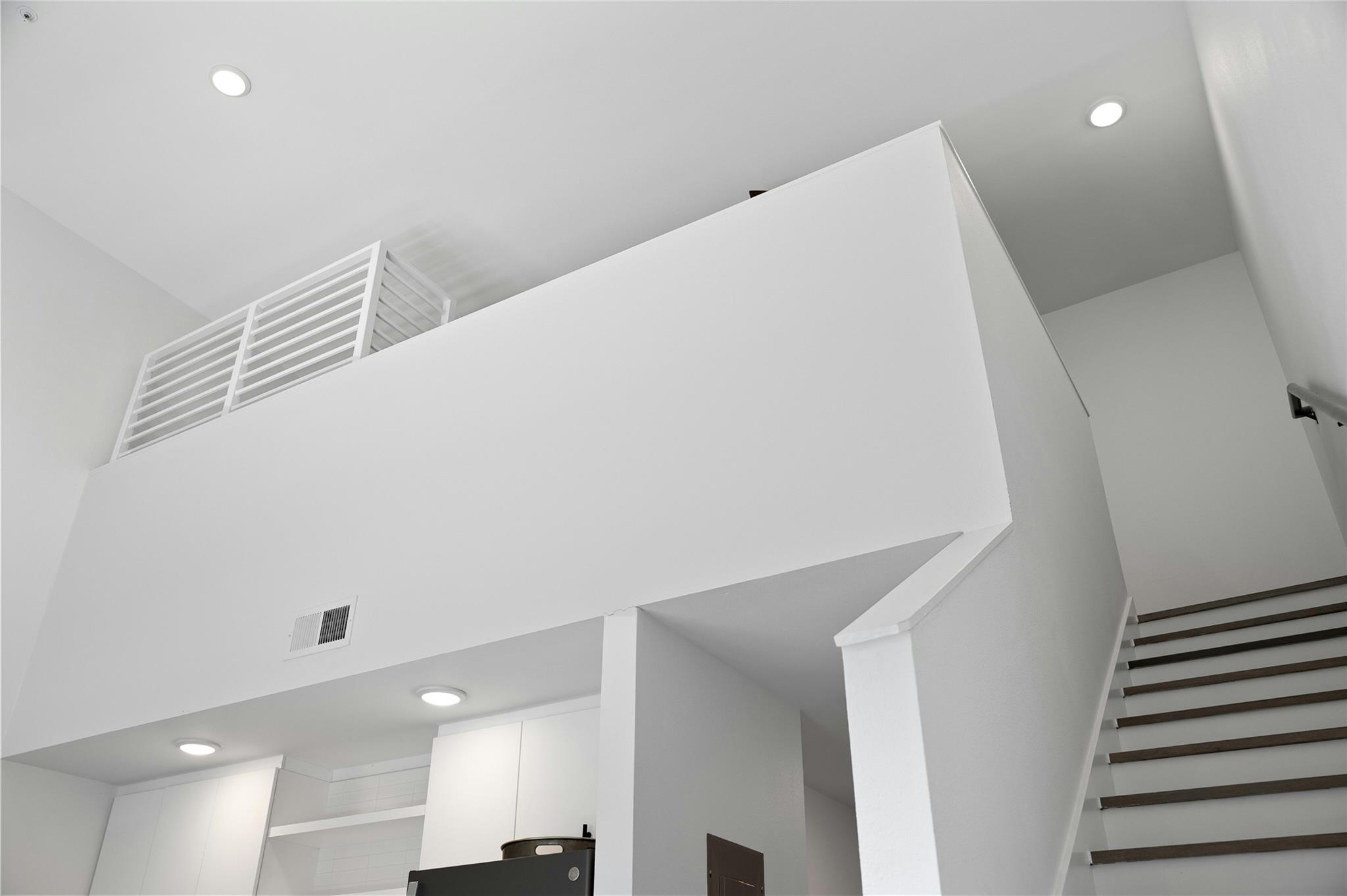 49 Navasota St # 216, Austin, TX 78702