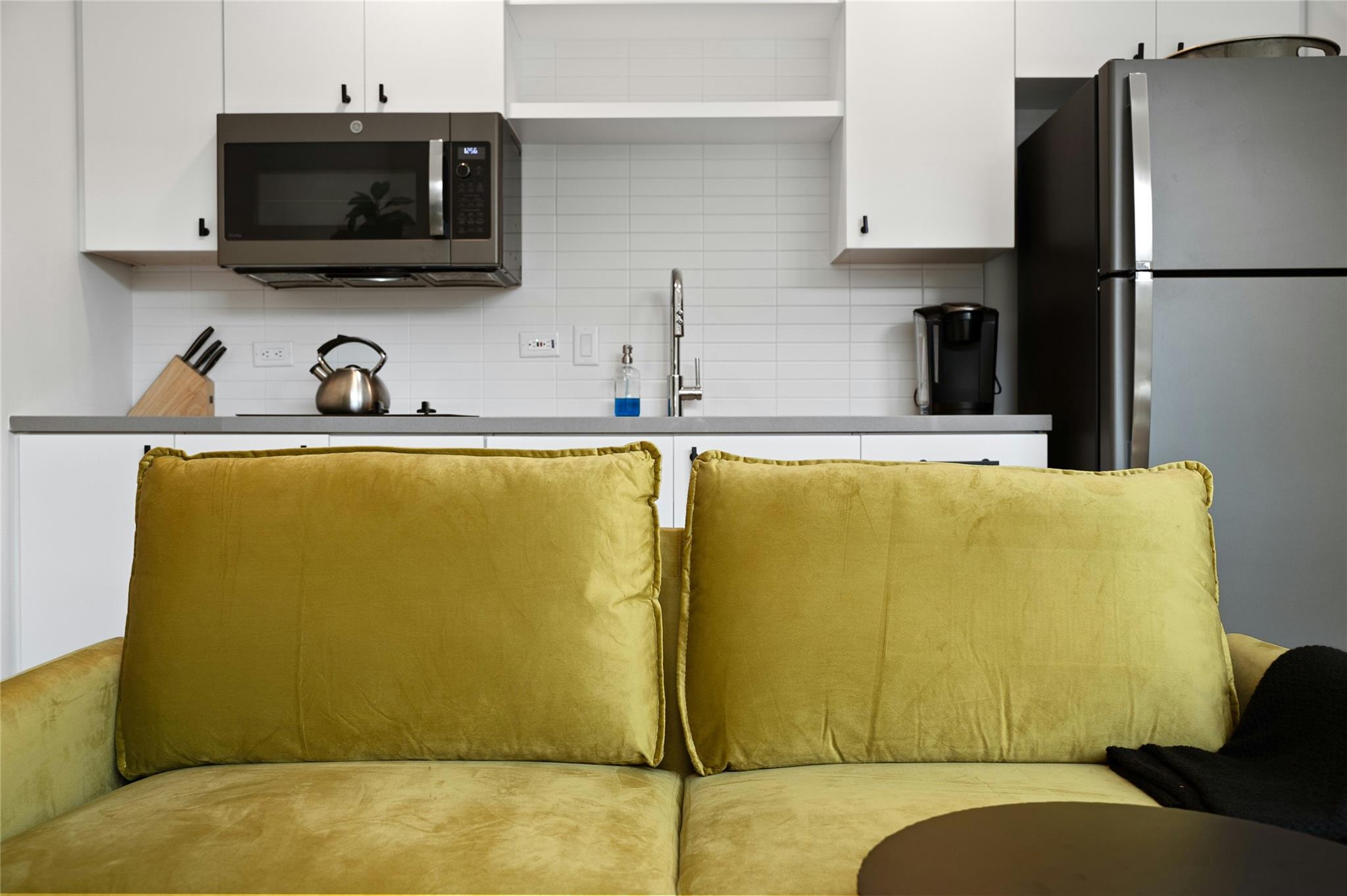 49 Navasota St # 216, Austin, TX 78702