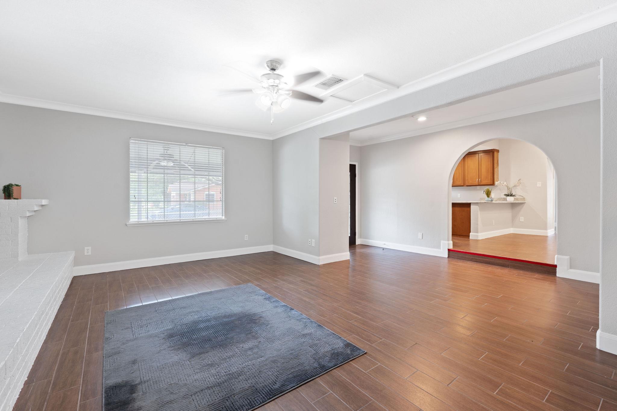 1101 Mahan Dr, Austin, TX 78721