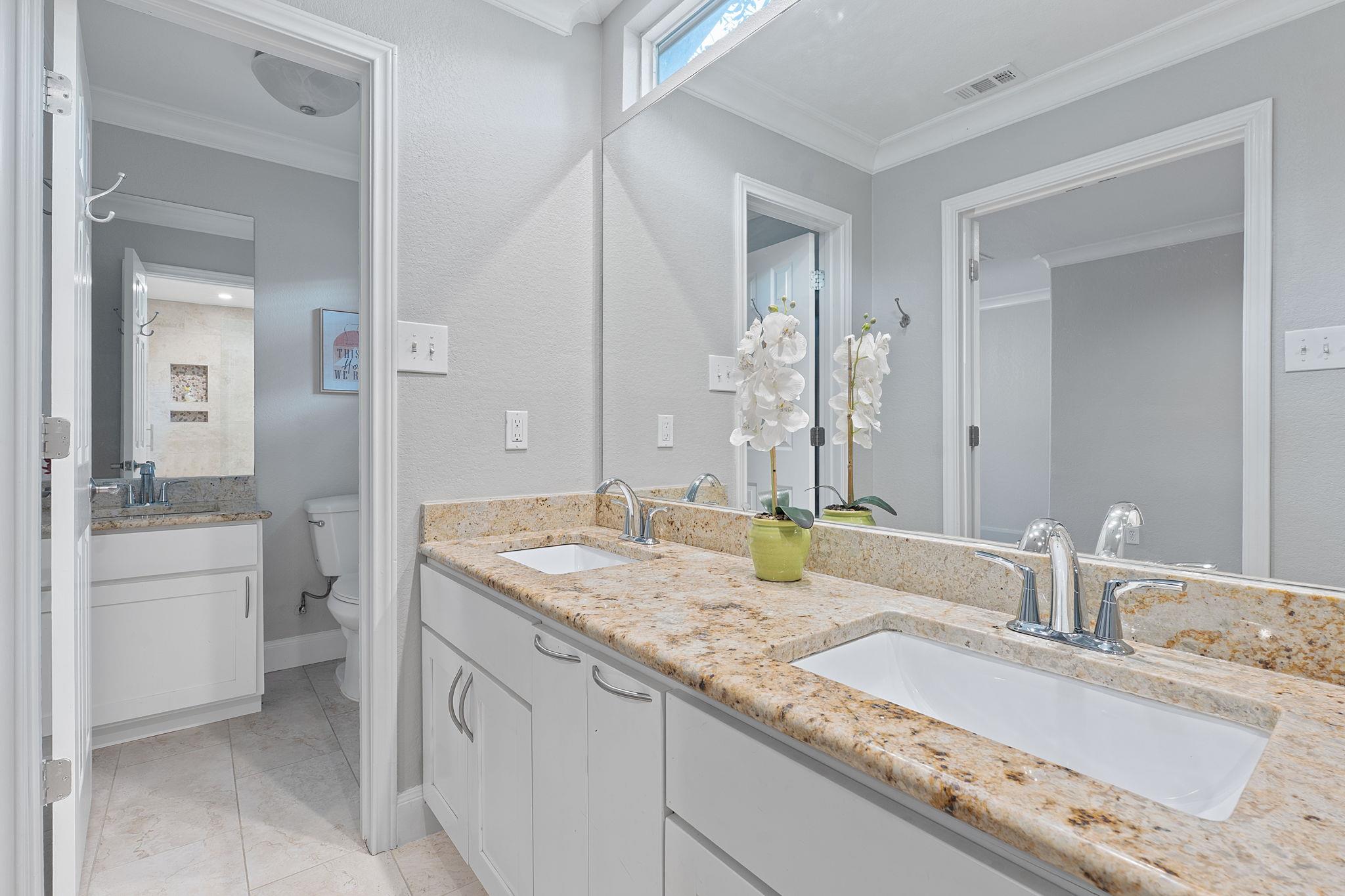 1101 Mahan Dr, Austin, TX 78721