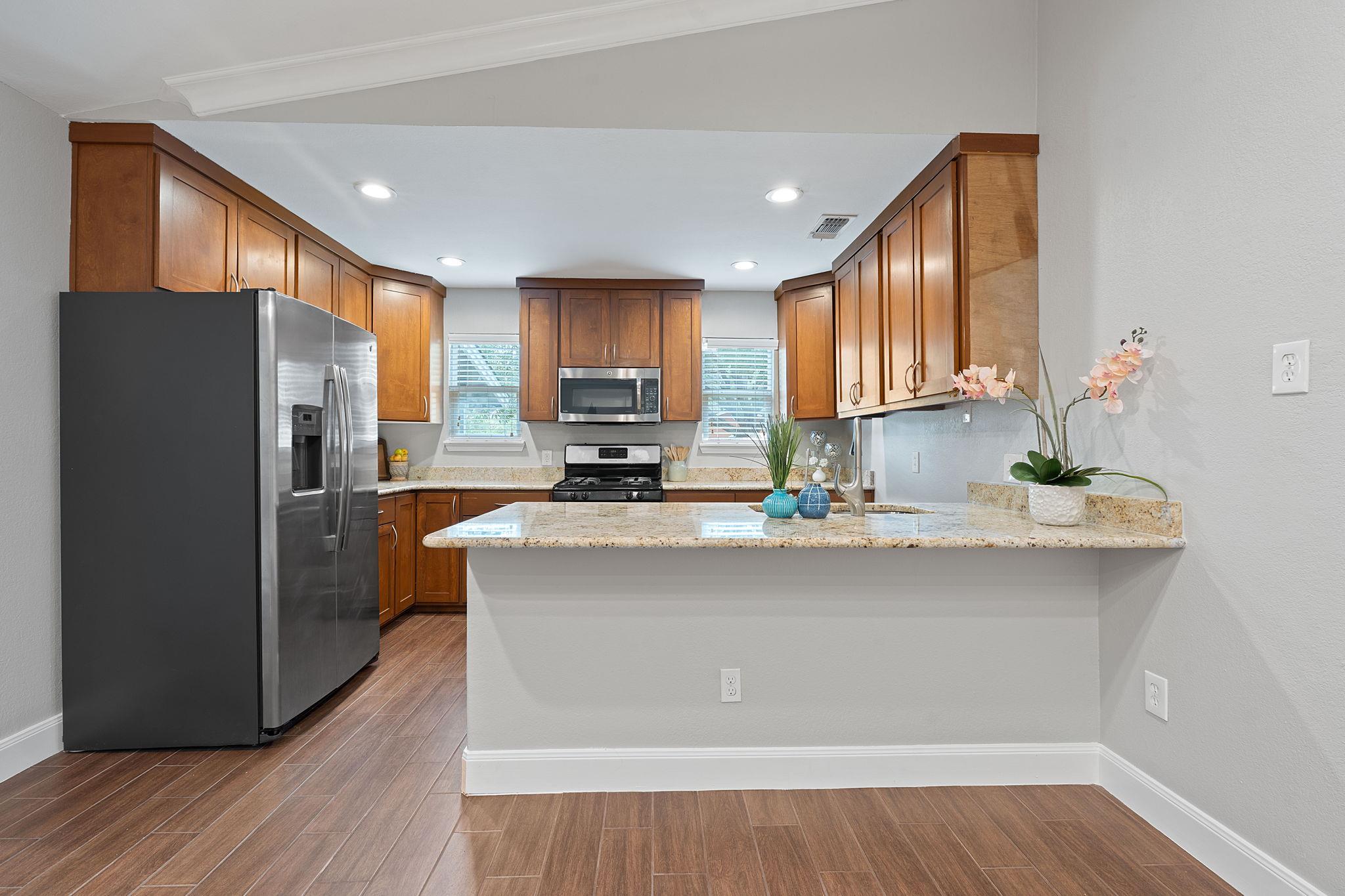 1101 Mahan Dr, Austin, TX 78721