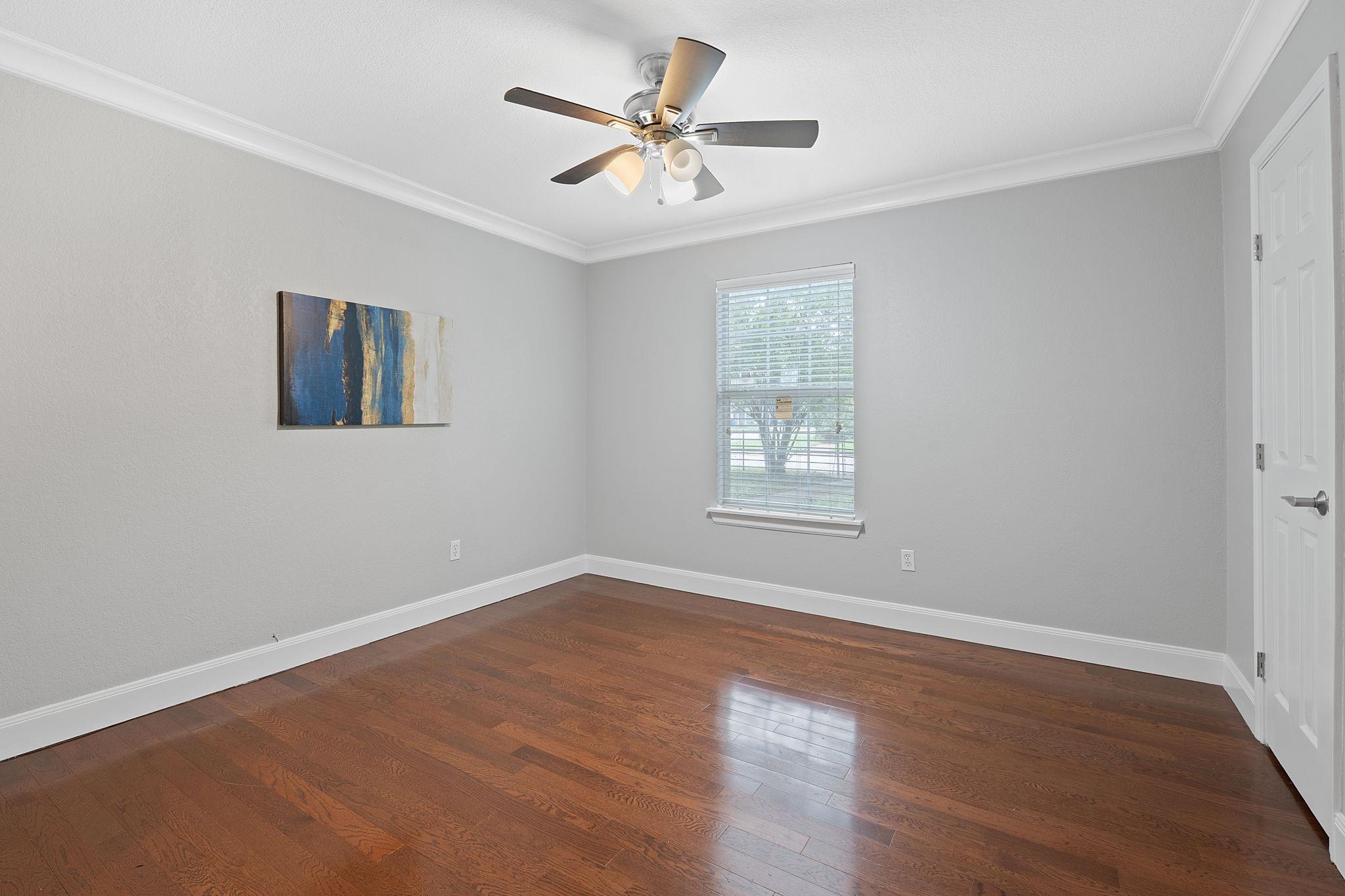 1101 Mahan Dr, Austin, TX 78721