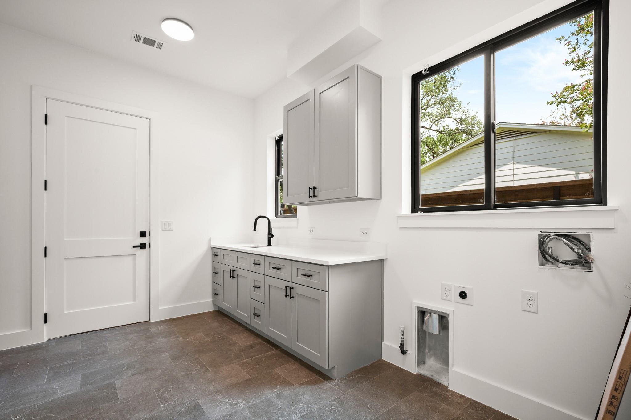 3005 French Pl, Austin, TX 78722