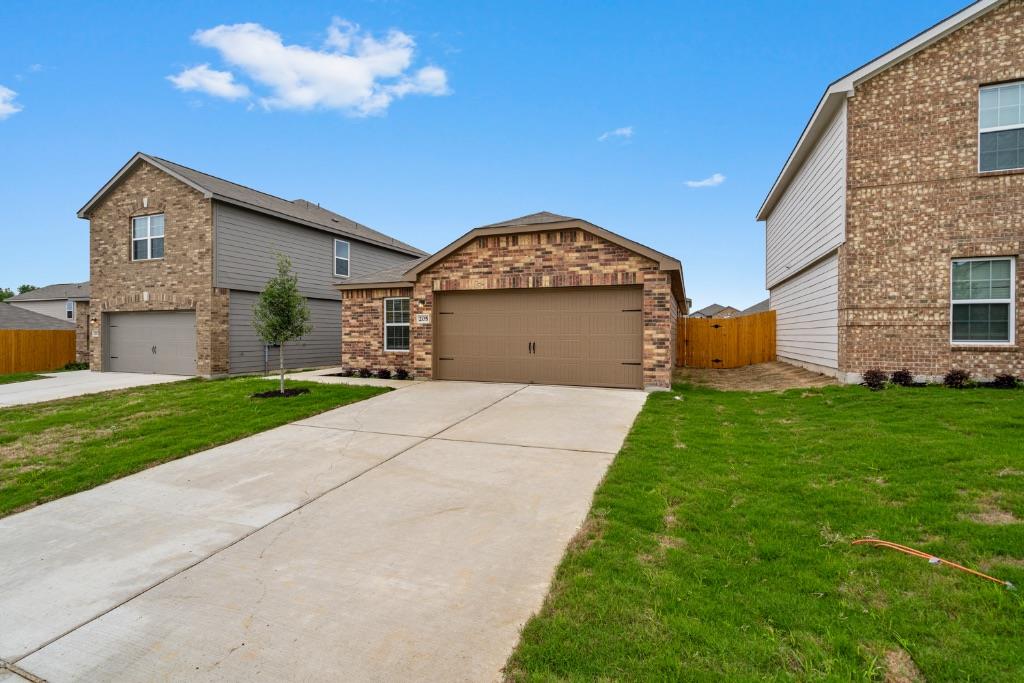 205 Allington Cir, Jarrell, TX 76537