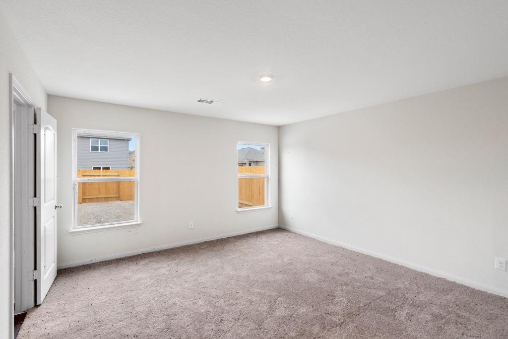 205 Allington Cir, Jarrell, TX 76537