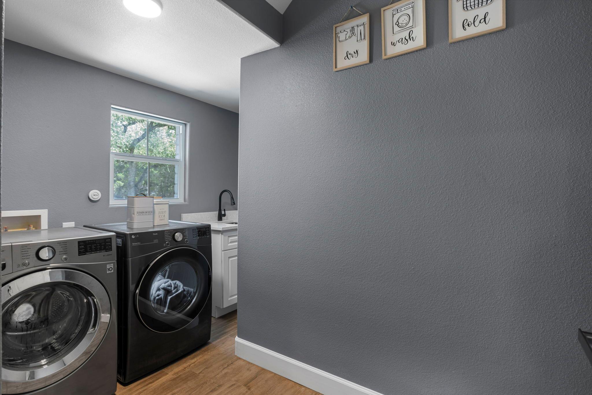 5 Mimosa St, Wimberley, TX 78676