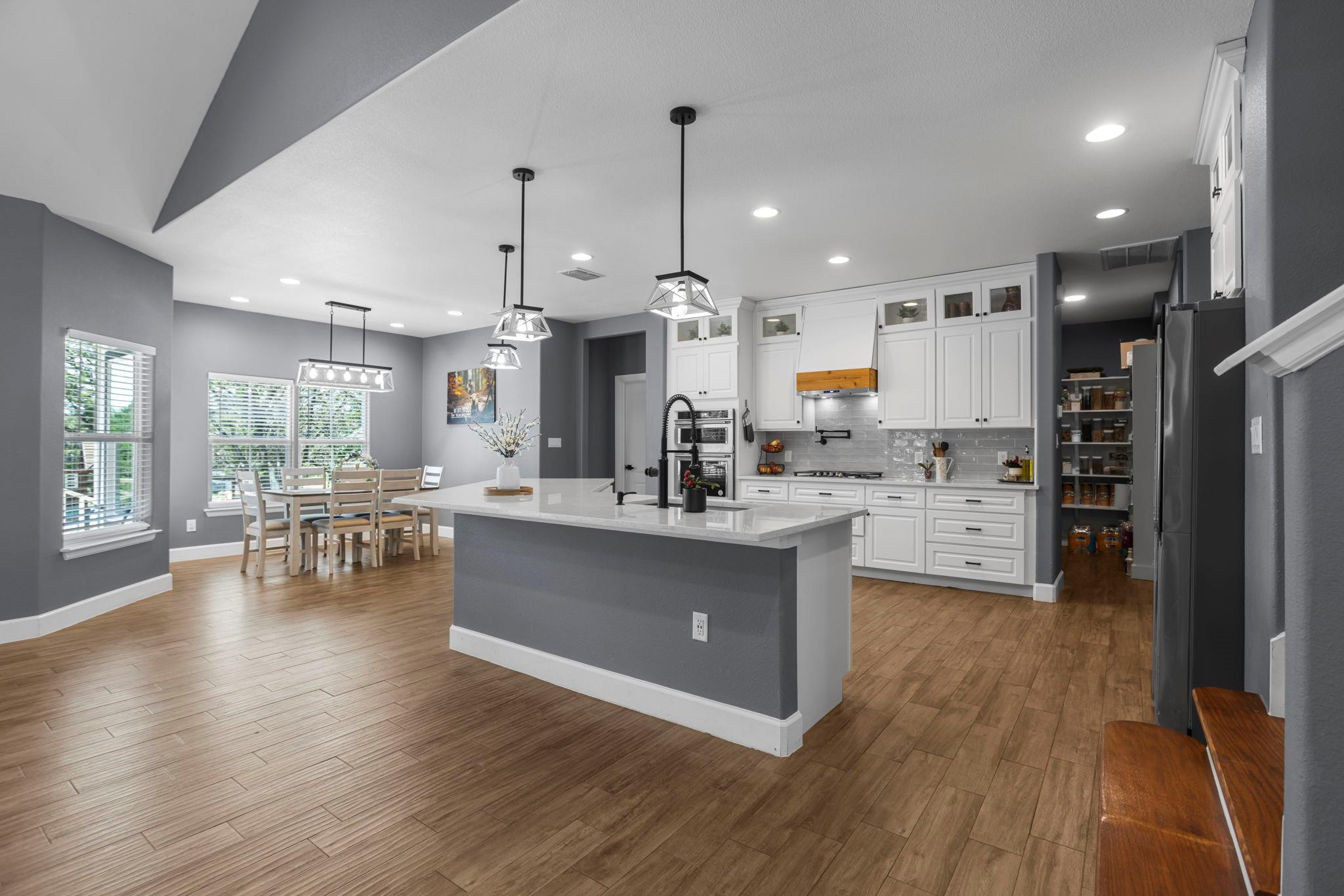 5 Mimosa St, Wimberley, TX 78676