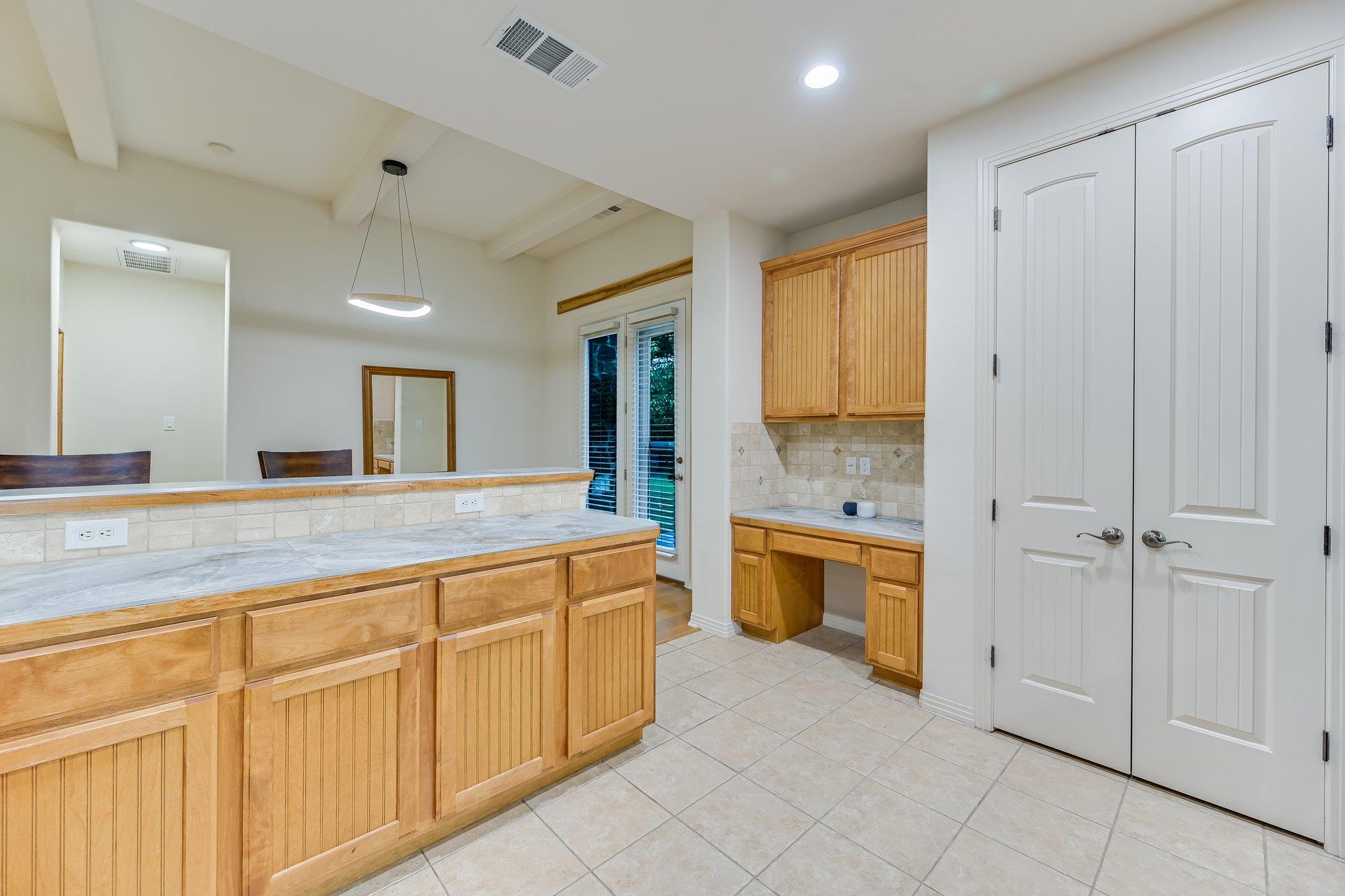 6201 River Place Blvd # 10, Austin, TX 78730