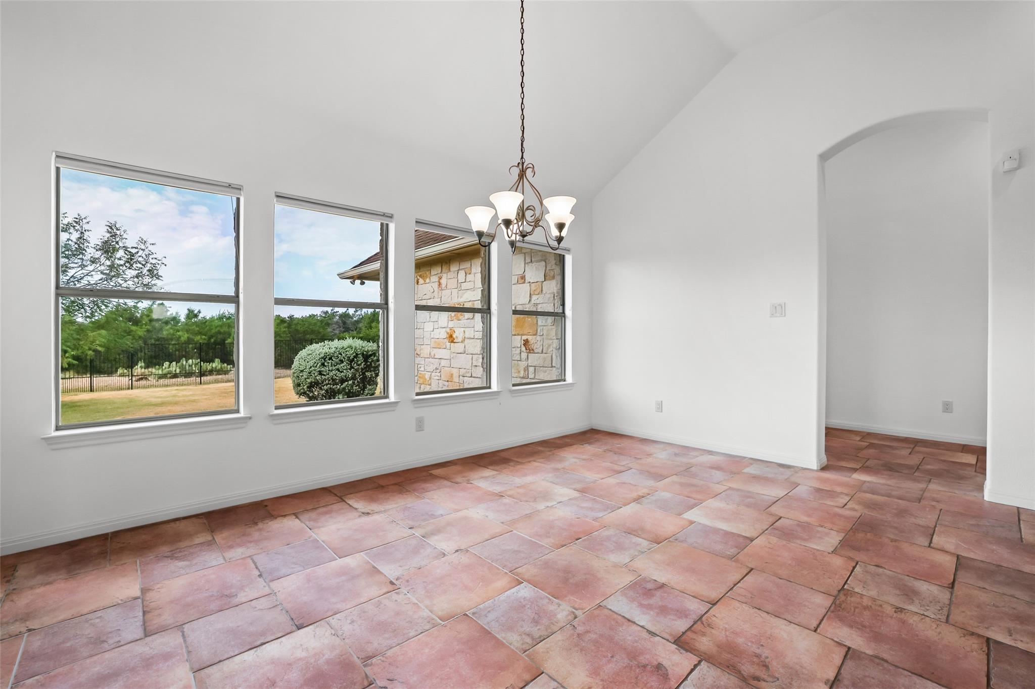 1106 Squaw Vly, Leander, TX 78641