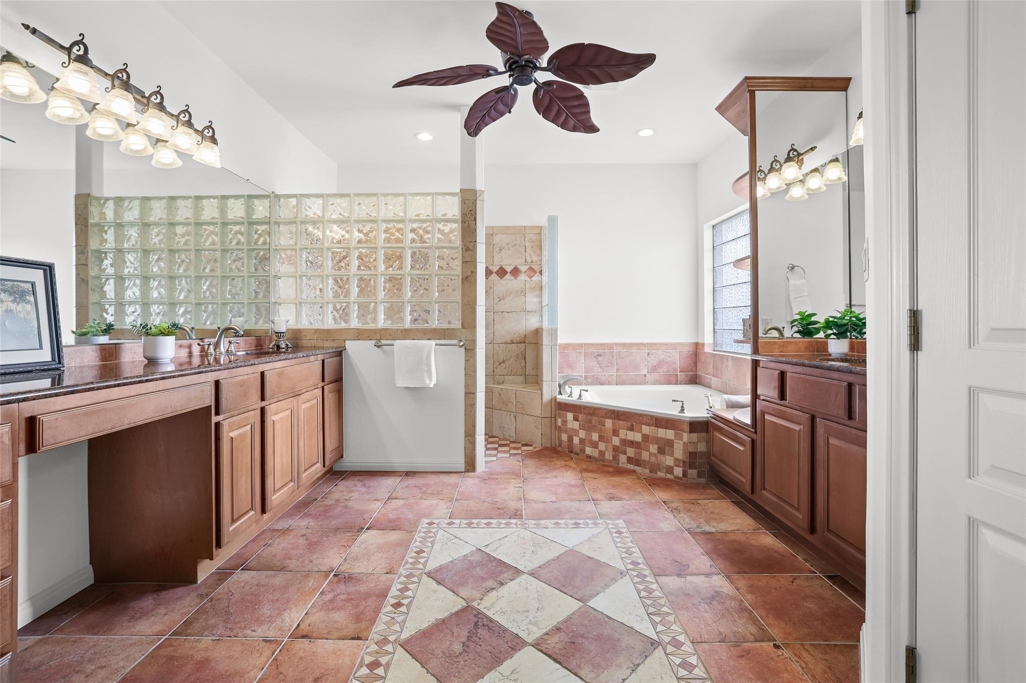 1106 Squaw Vly, Leander, TX 78641