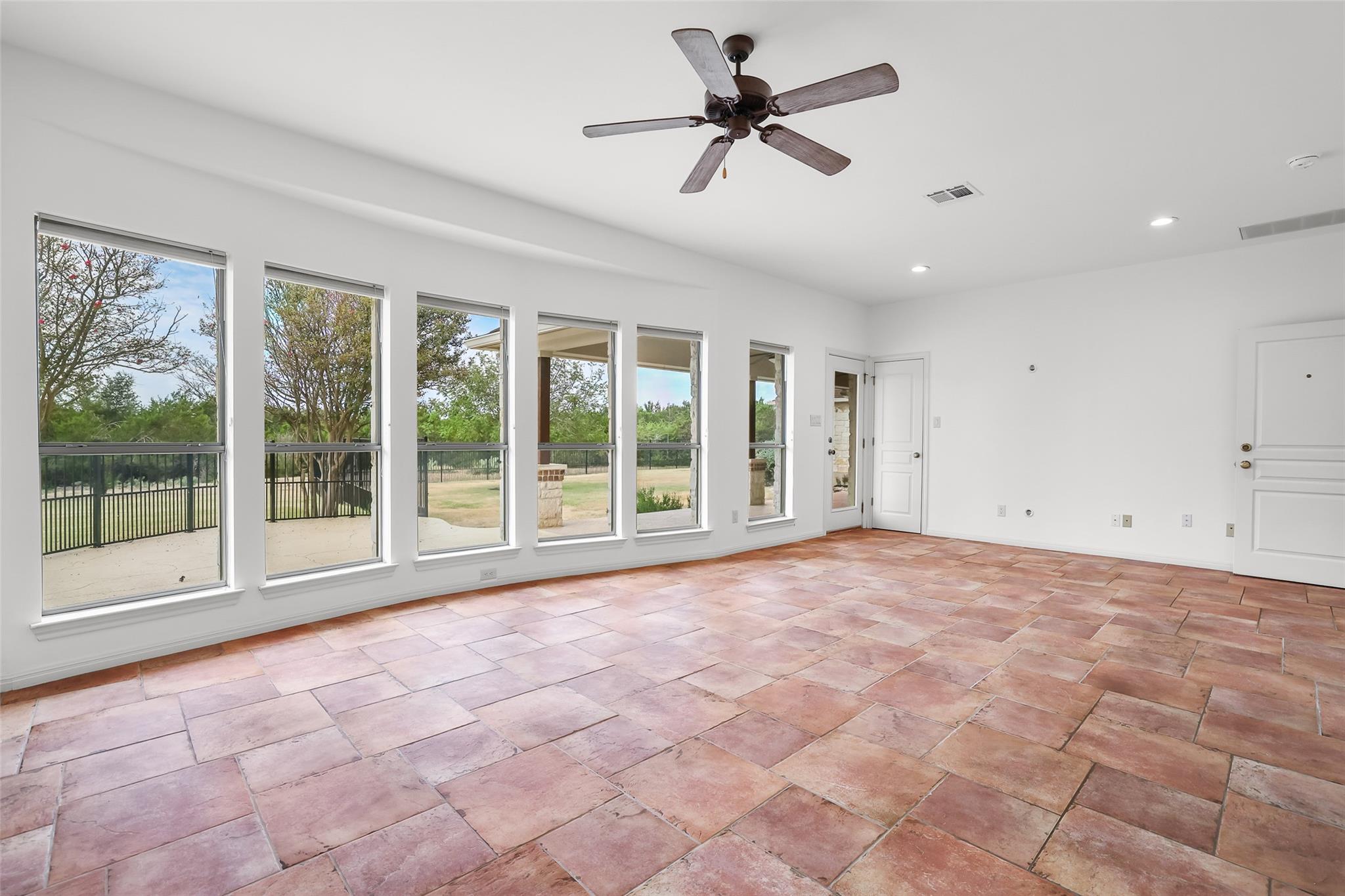 1106 Squaw Vly, Leander, TX 78641