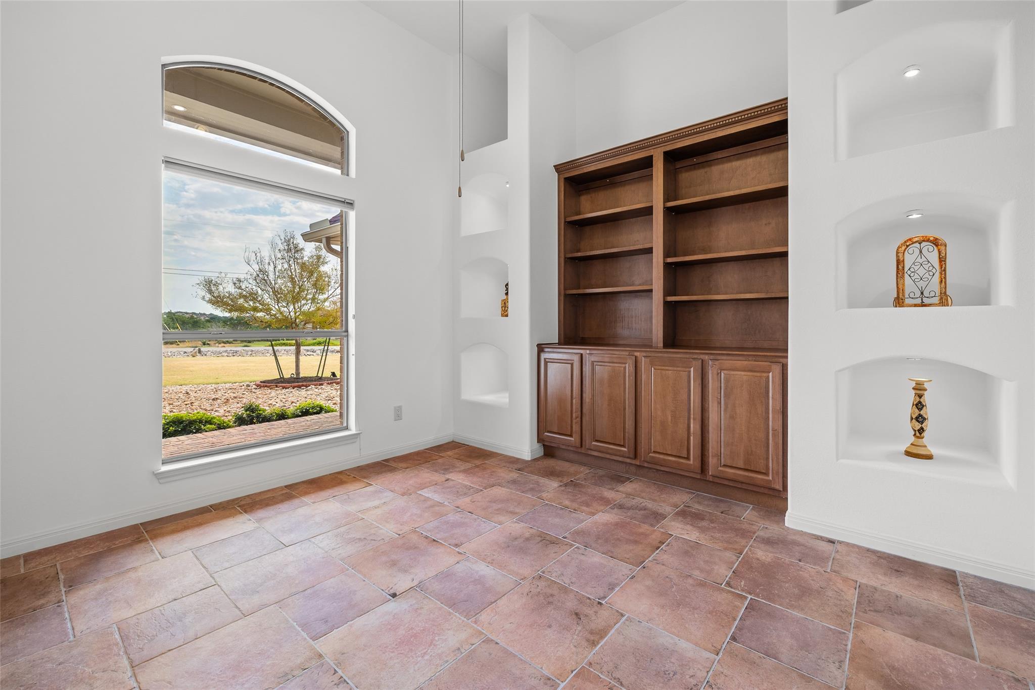 1106 Squaw Vly, Leander, TX 78641