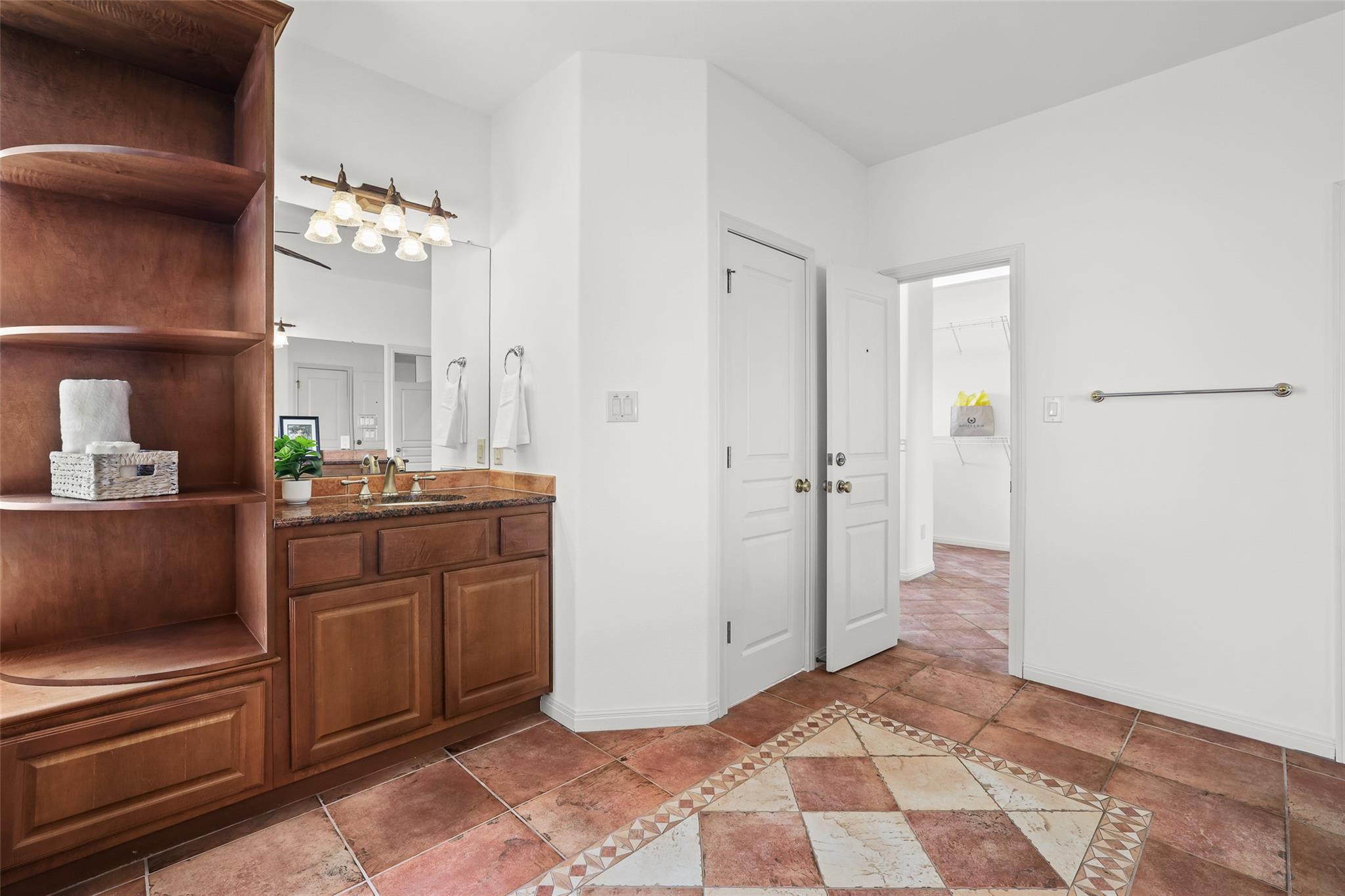 1106 Squaw Vly, Leander, TX 78641