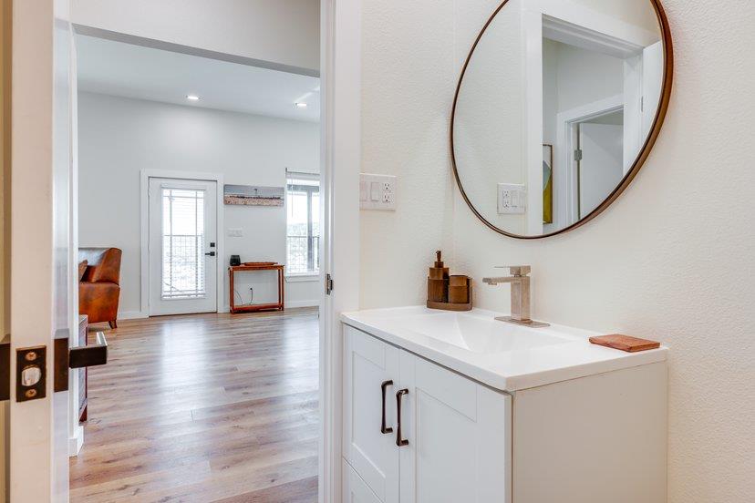 482 Dusty Saddle Dr, Canyon Lake, TX 78133