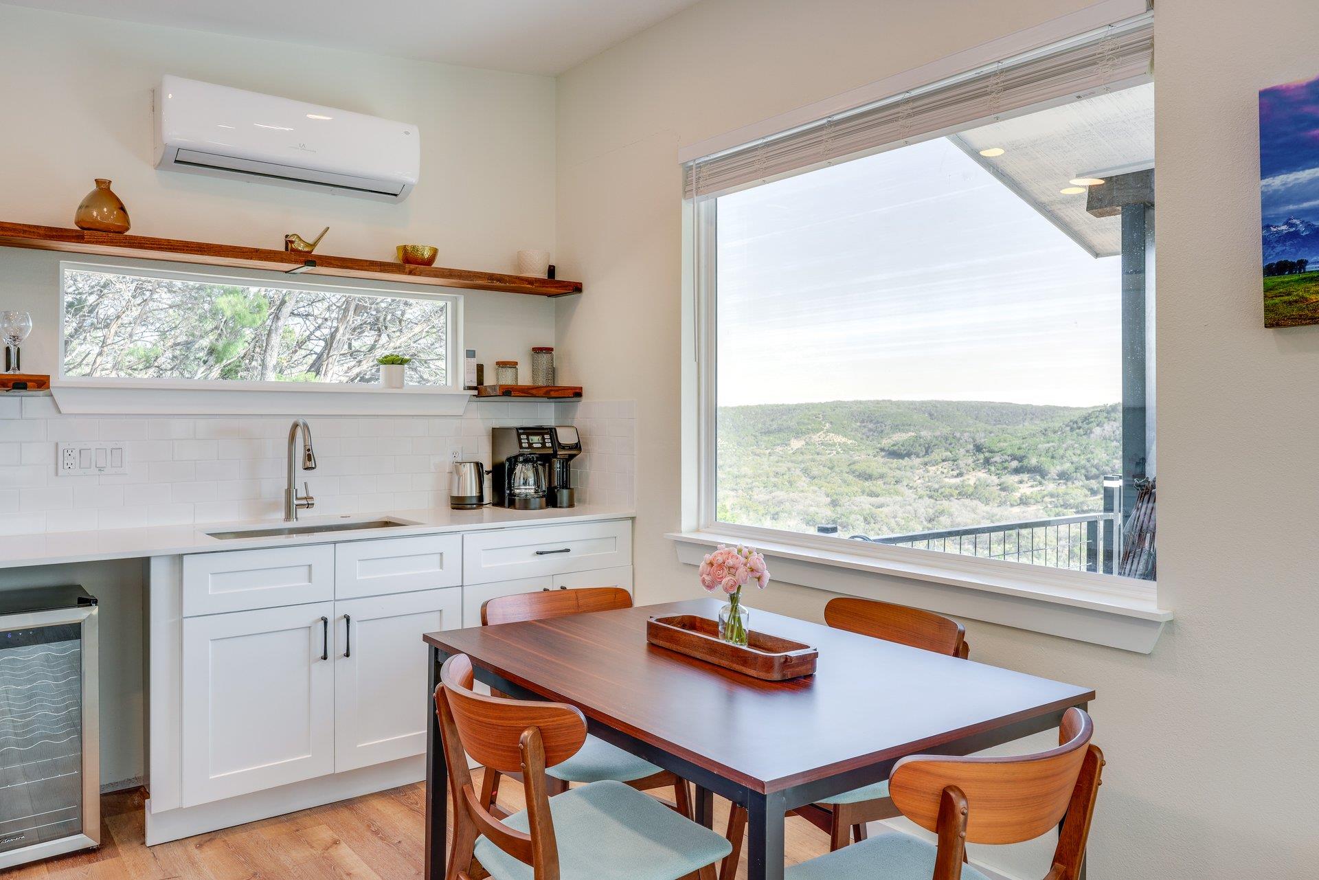 482 Dusty Saddle Dr, Canyon Lake, TX 78133