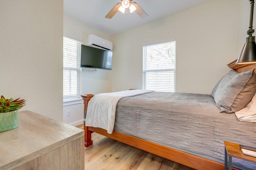 482 Dusty Saddle Dr, Canyon Lake, TX 78133