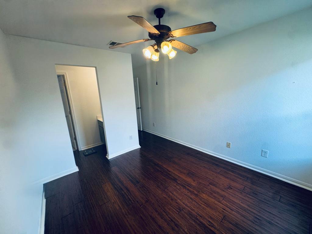 4216 Veiled Falls Dr, Pflugerville, TX 78660